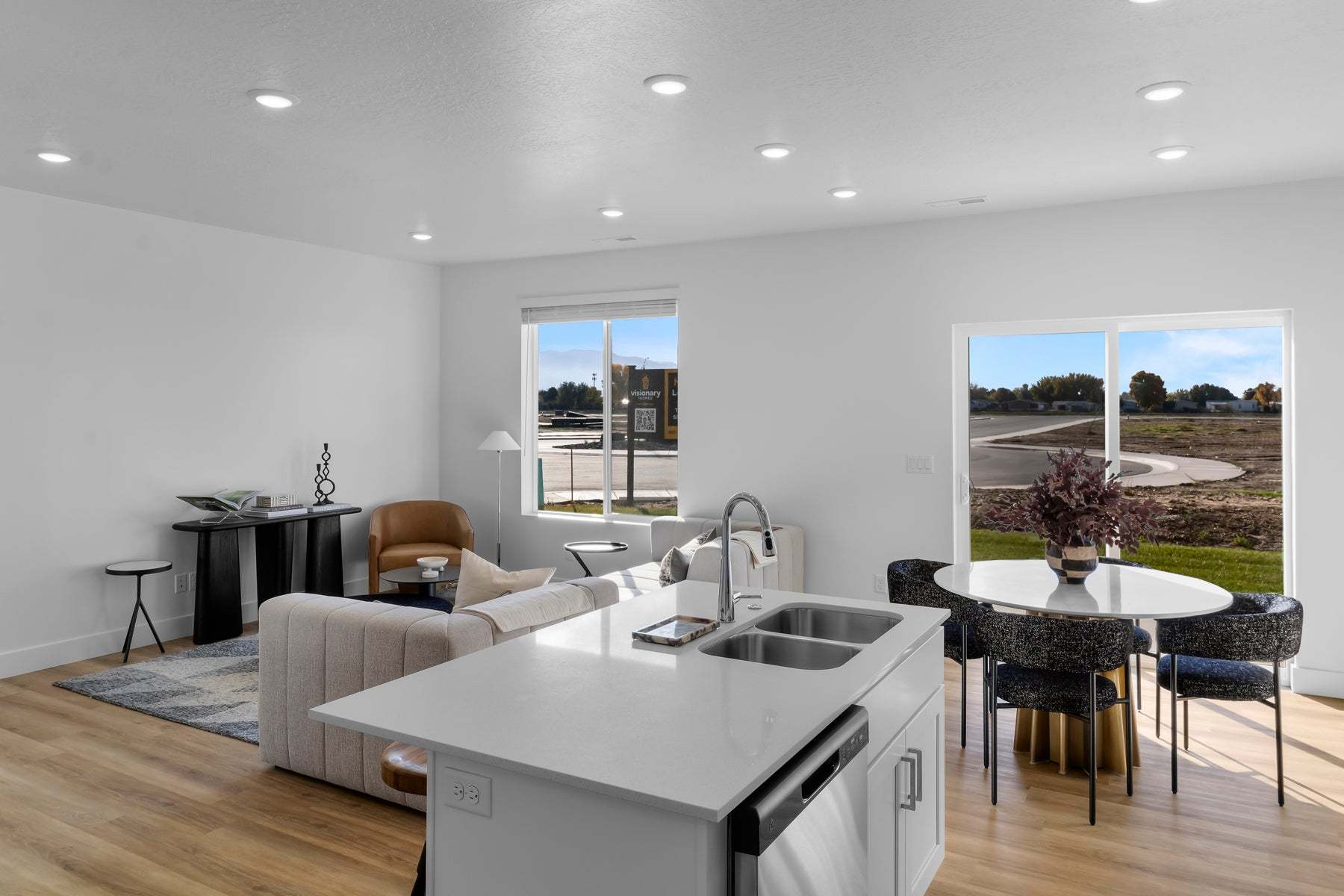 *Finished home photos are representational images only. See sales agent for details.