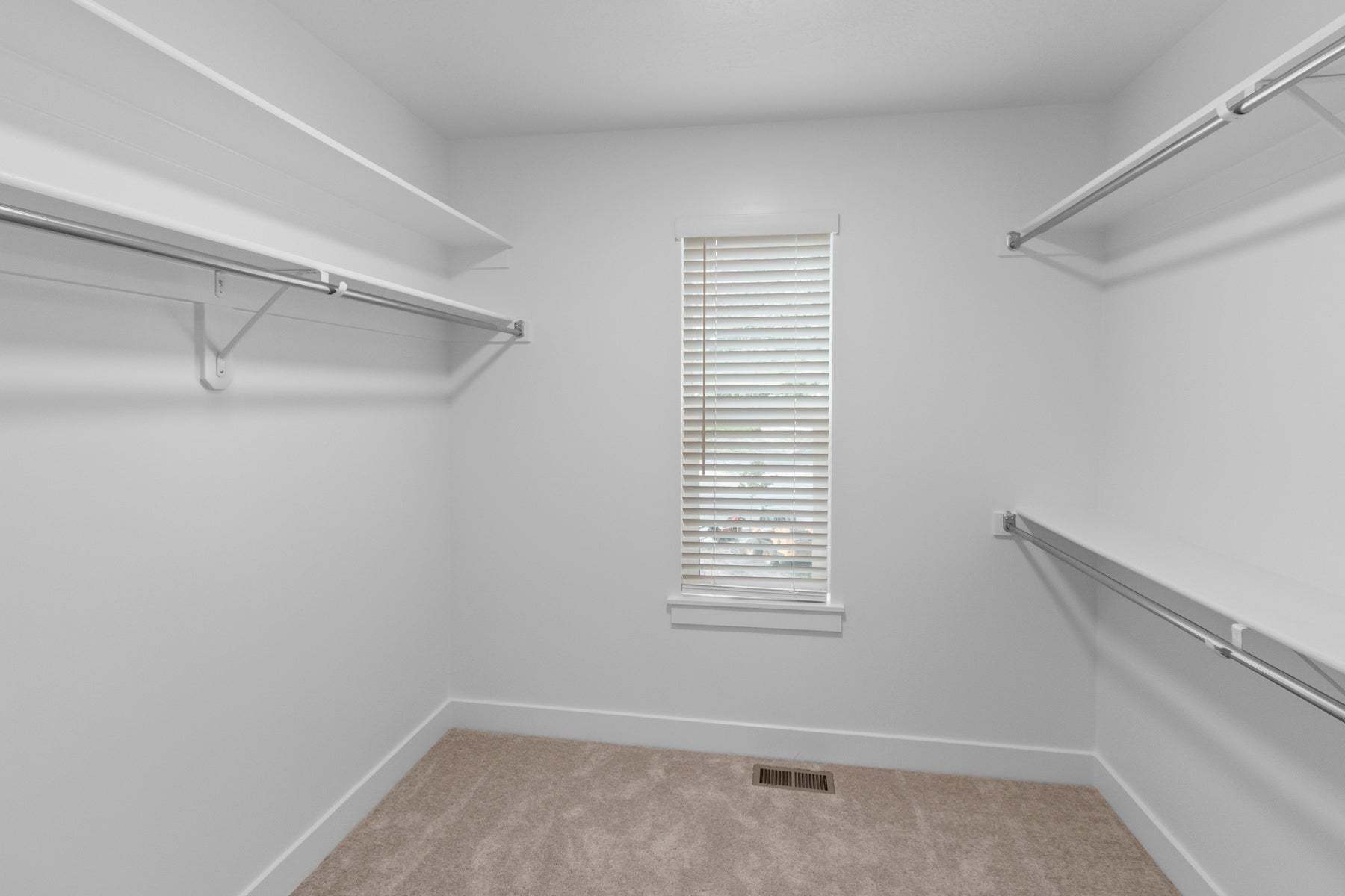*Finished home photos are representational images only. Chat with sales agent for details.