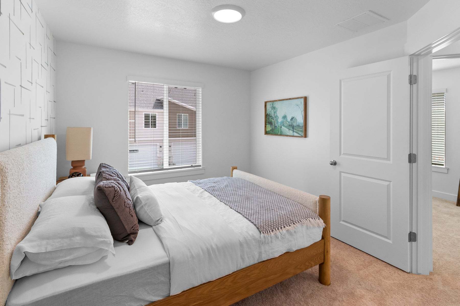 *Finished home photos are representational images only. Chat with sales agent for details.