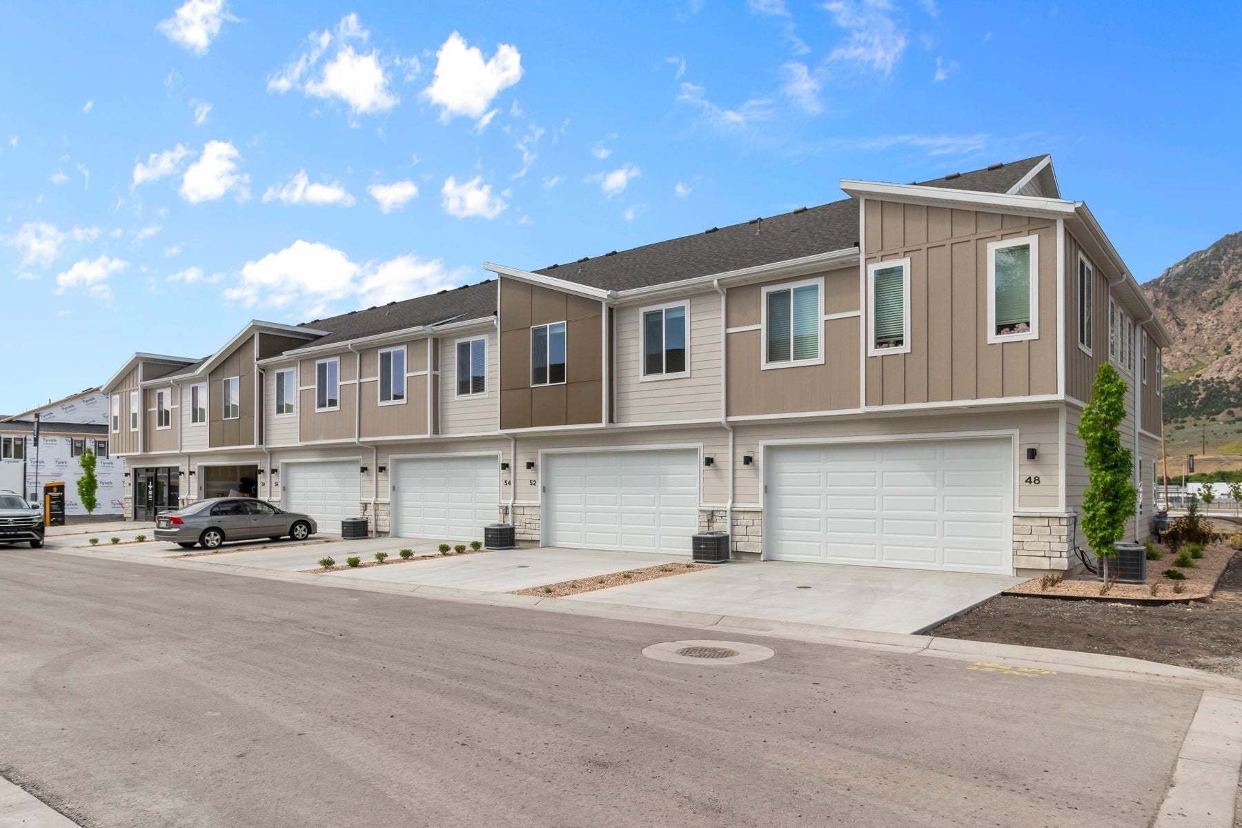 *Finished home photos are representational images only. Chat with sales agent for details.