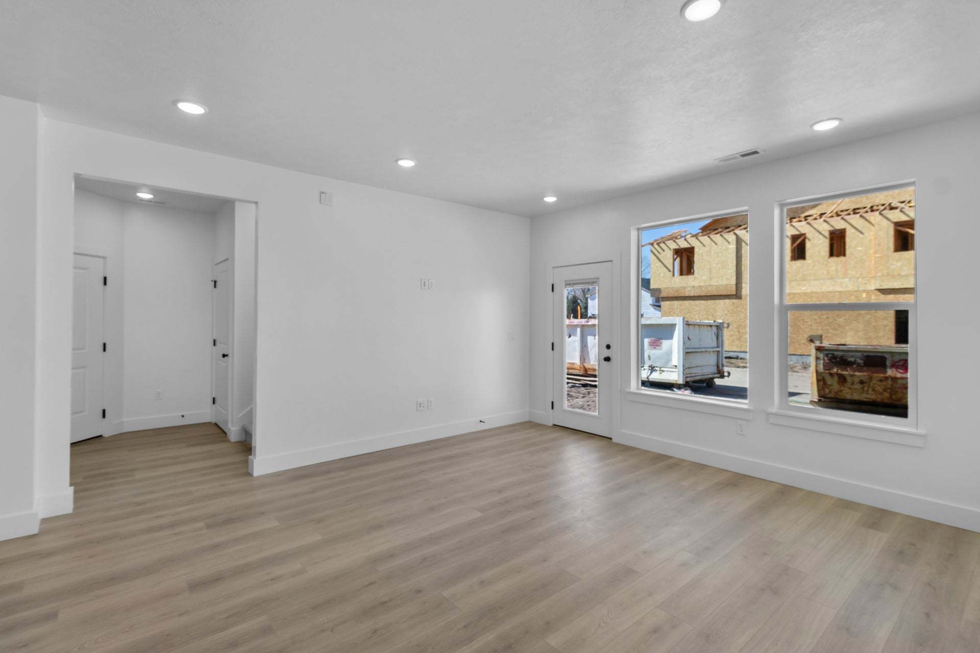 *Finished home photos are representational images only. See sales agent for details.