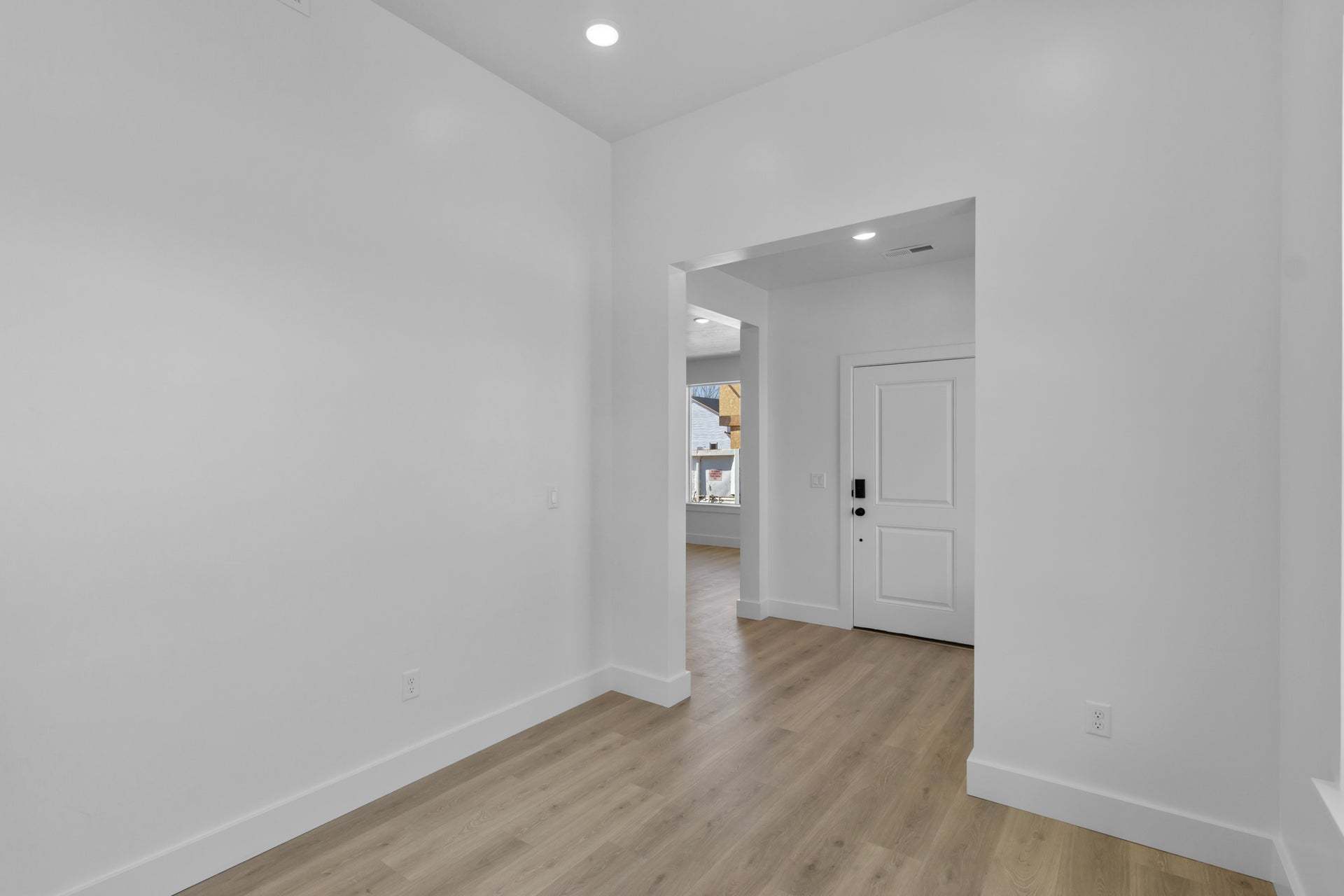 *Finished home photos are representational images only. See sales agent for details.