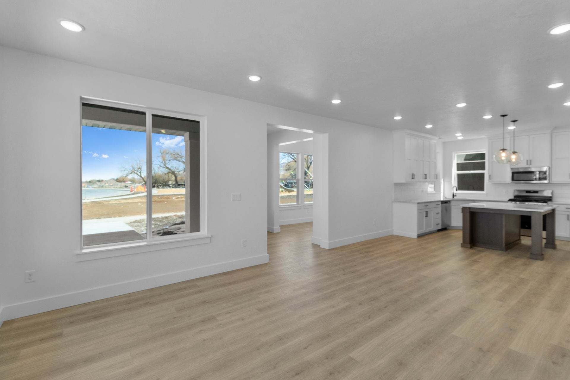 *Finished home photos are representational images only. See sales agent for details.