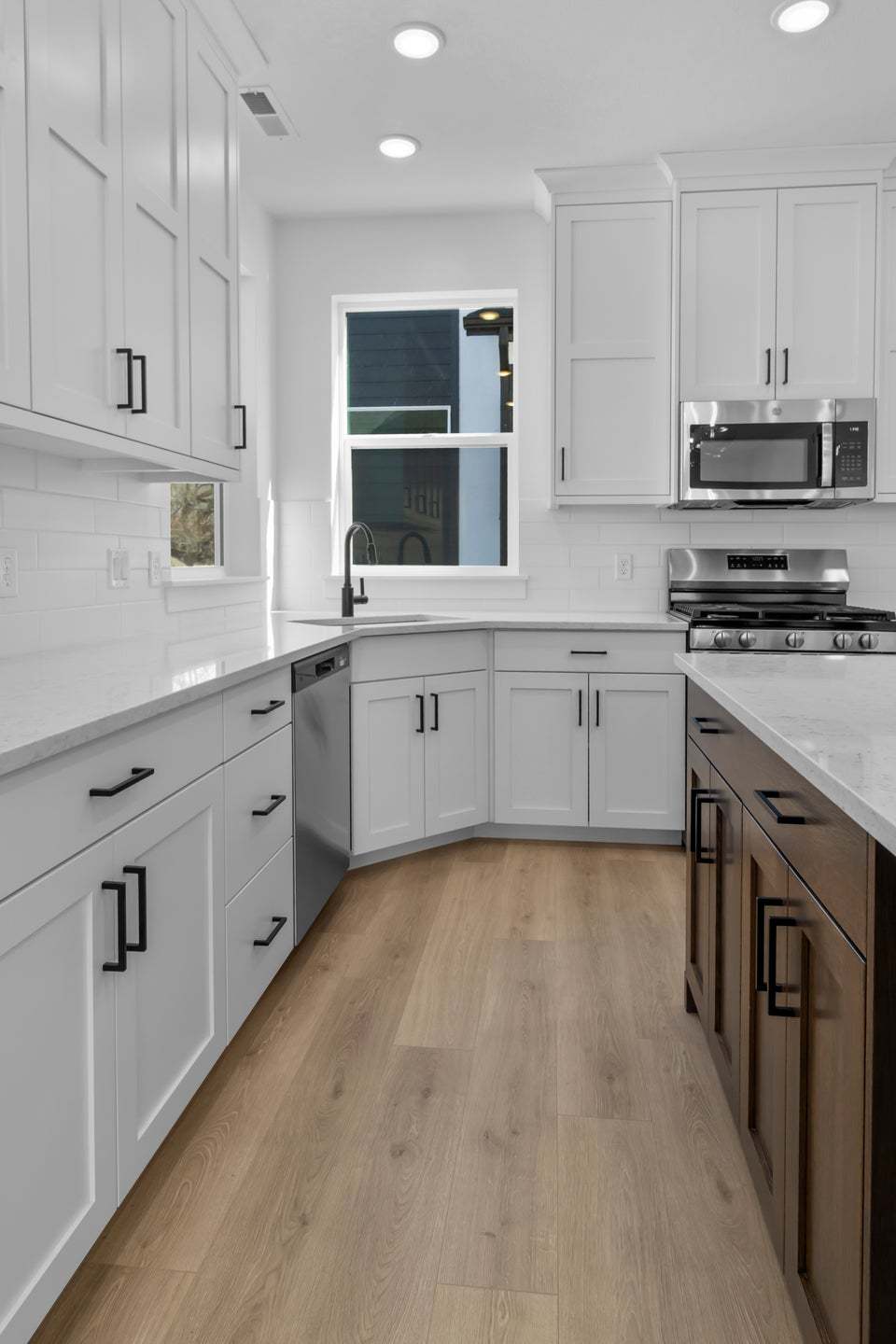 *Finished home photos are representational images only. See sales agent for details.