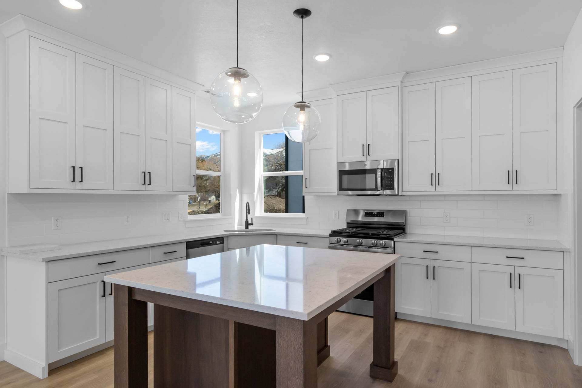 *Finished home photos are representational images only. See sales agent for details.