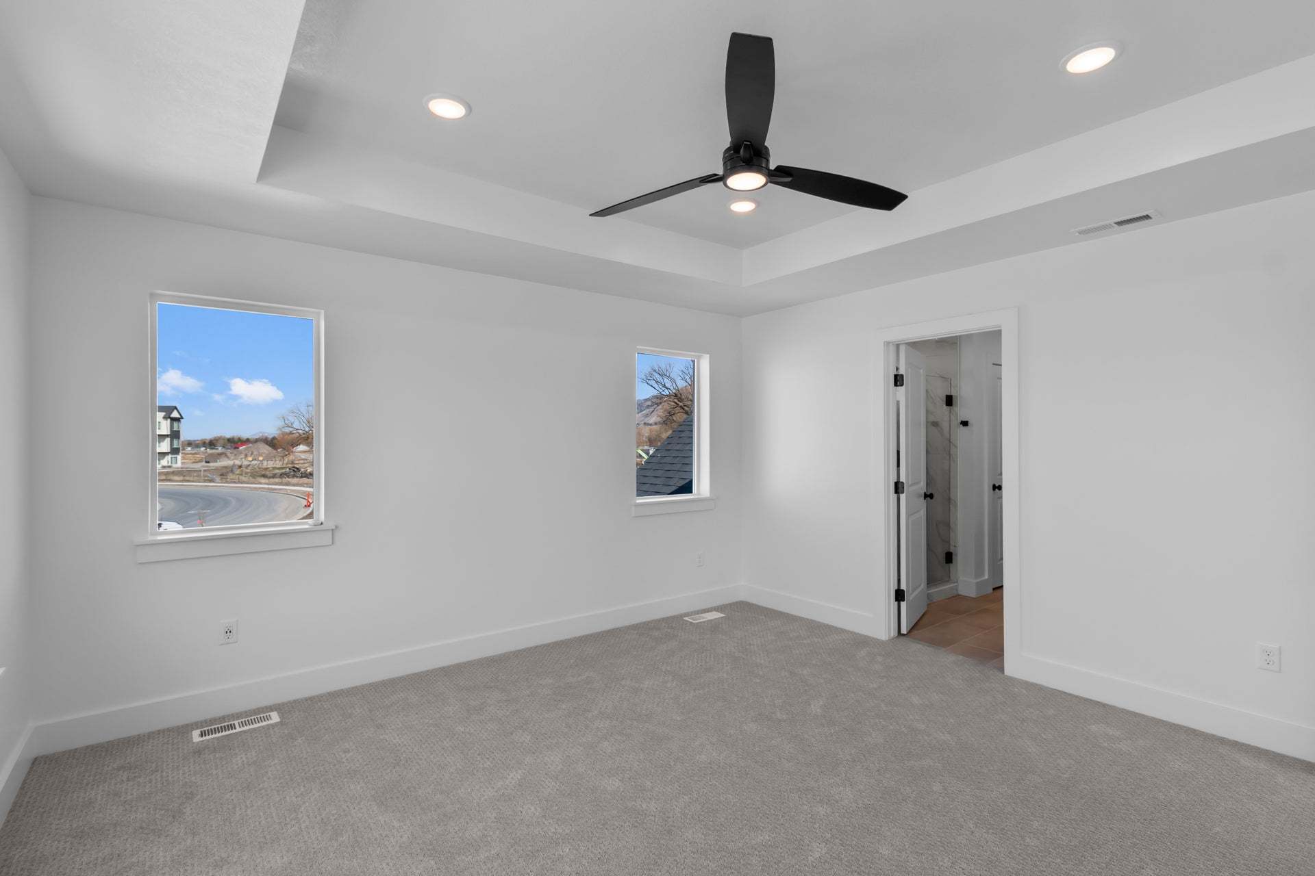 *Finished home photos are representational images only. See sales agent for details.