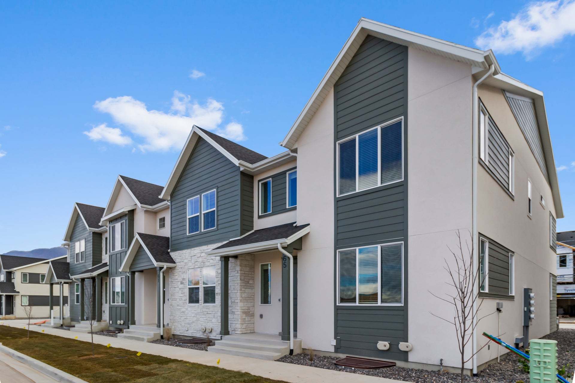 *Finished home photos are representational images only. See sales agent for details.