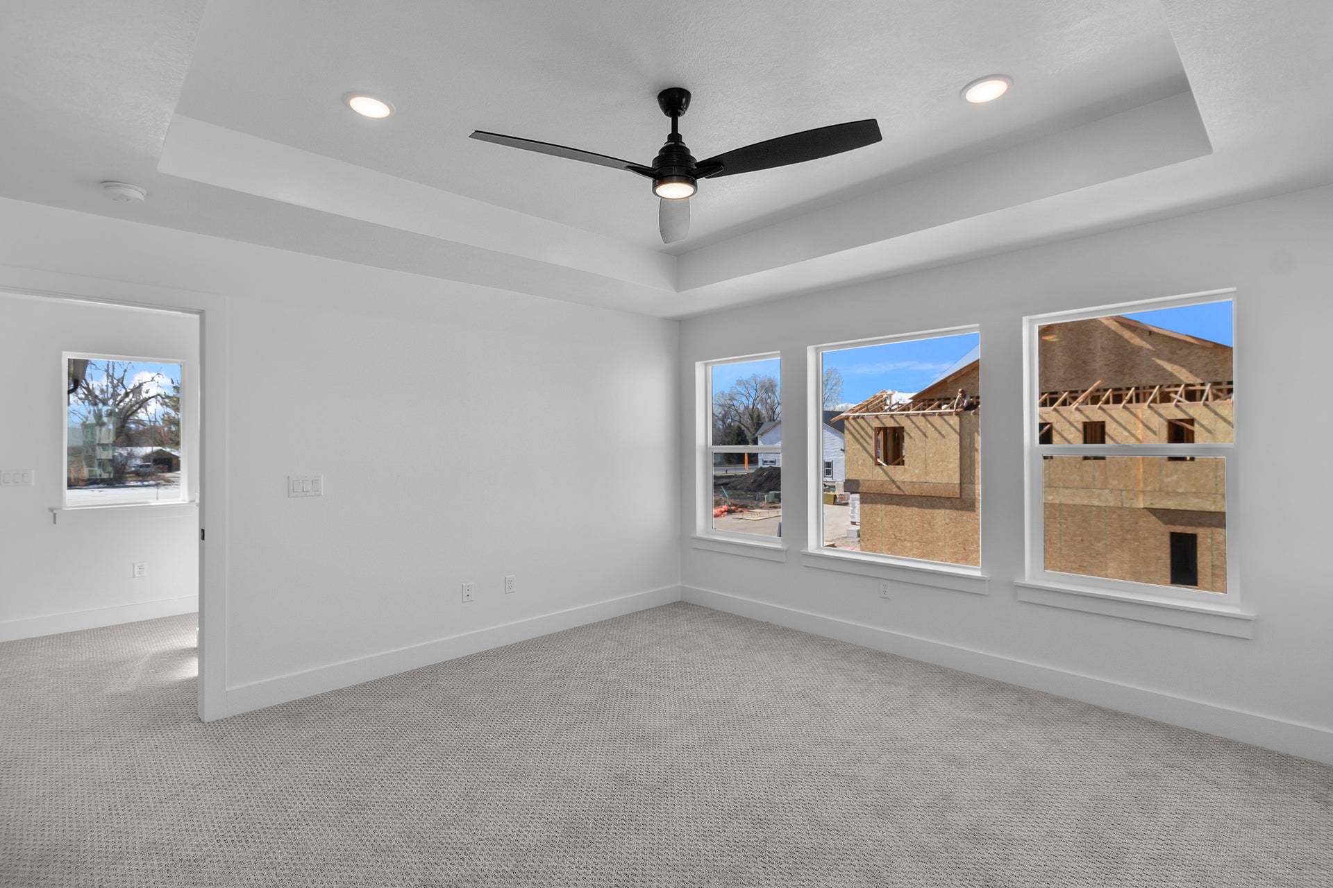 *Finished home photos are representational images only. See sales agent for details.