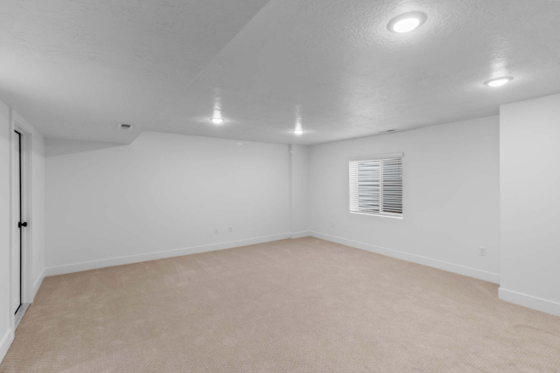 *Finished home photos are representational images only. See sales agent for details.
