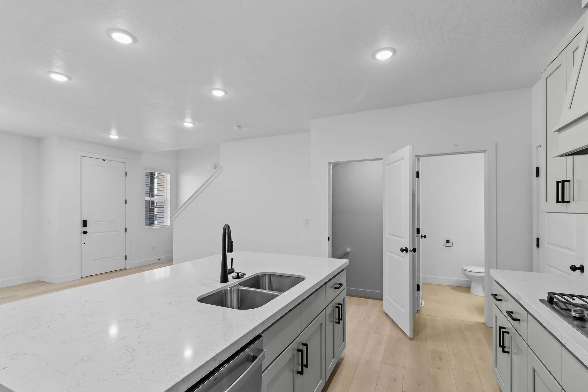 *Finished home photos are representational images only. See sales agent for details.