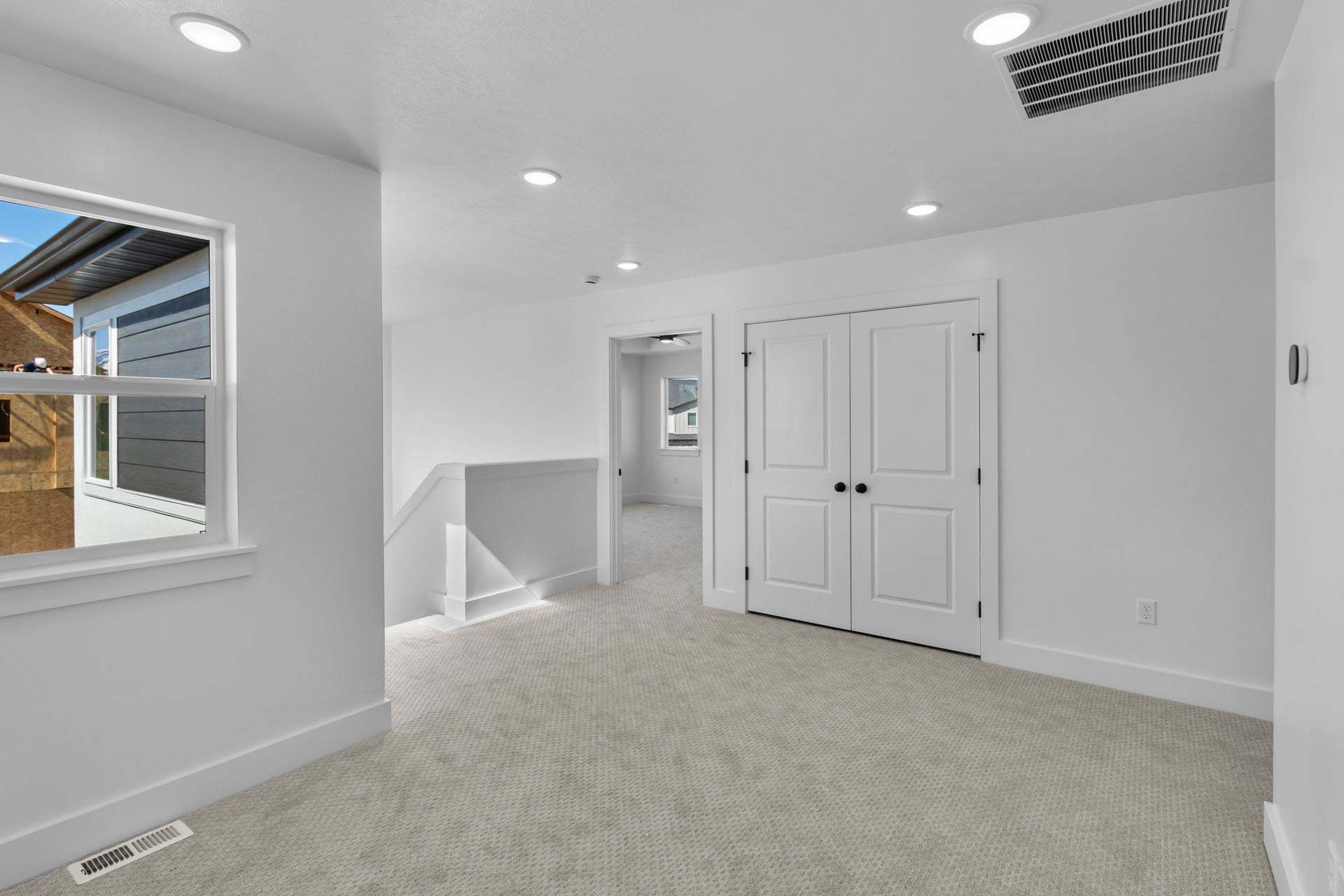 *Finished home photos are representational images only. See sales agent for details.