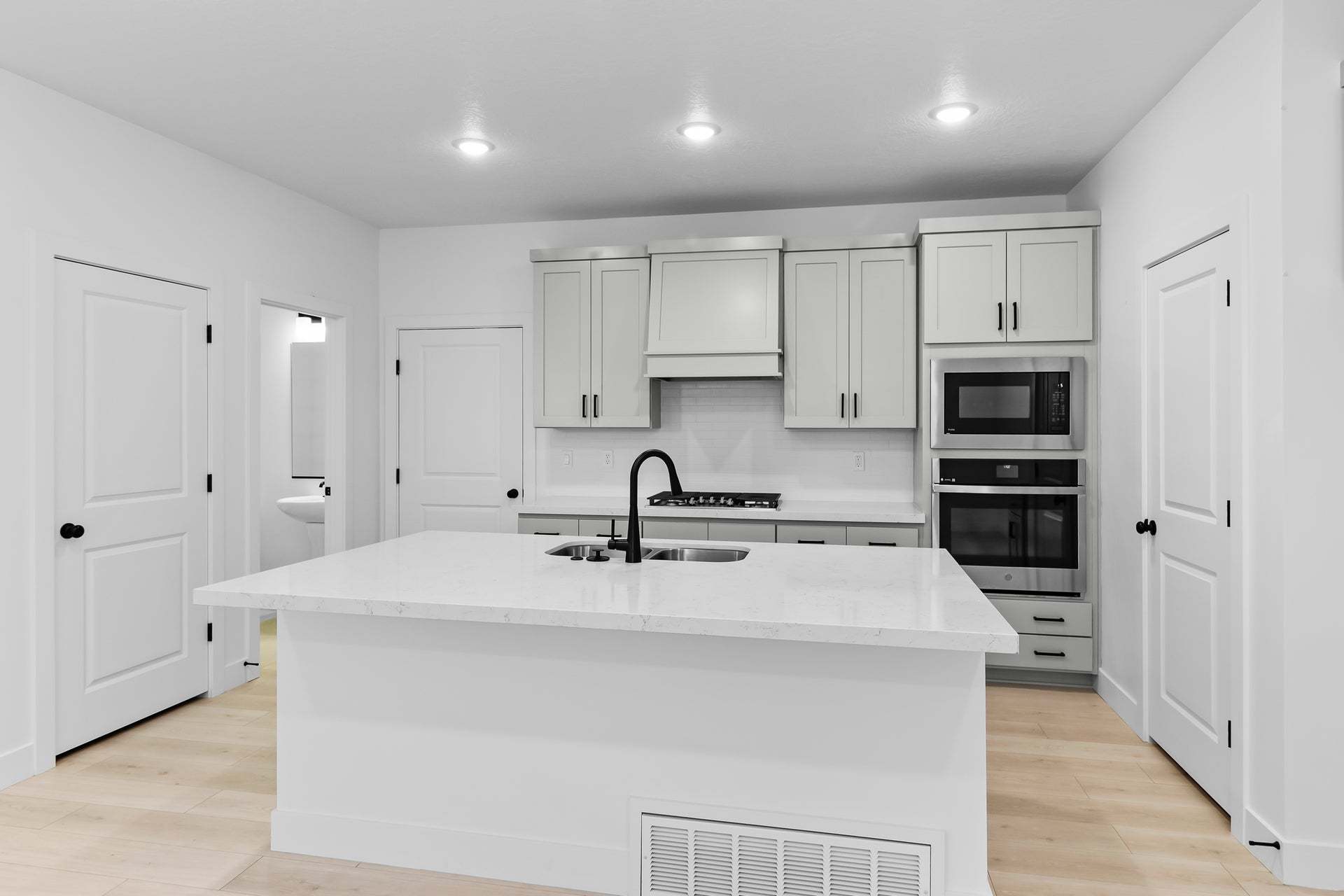 *Finished home photos are representational images only. See sales agent for details.