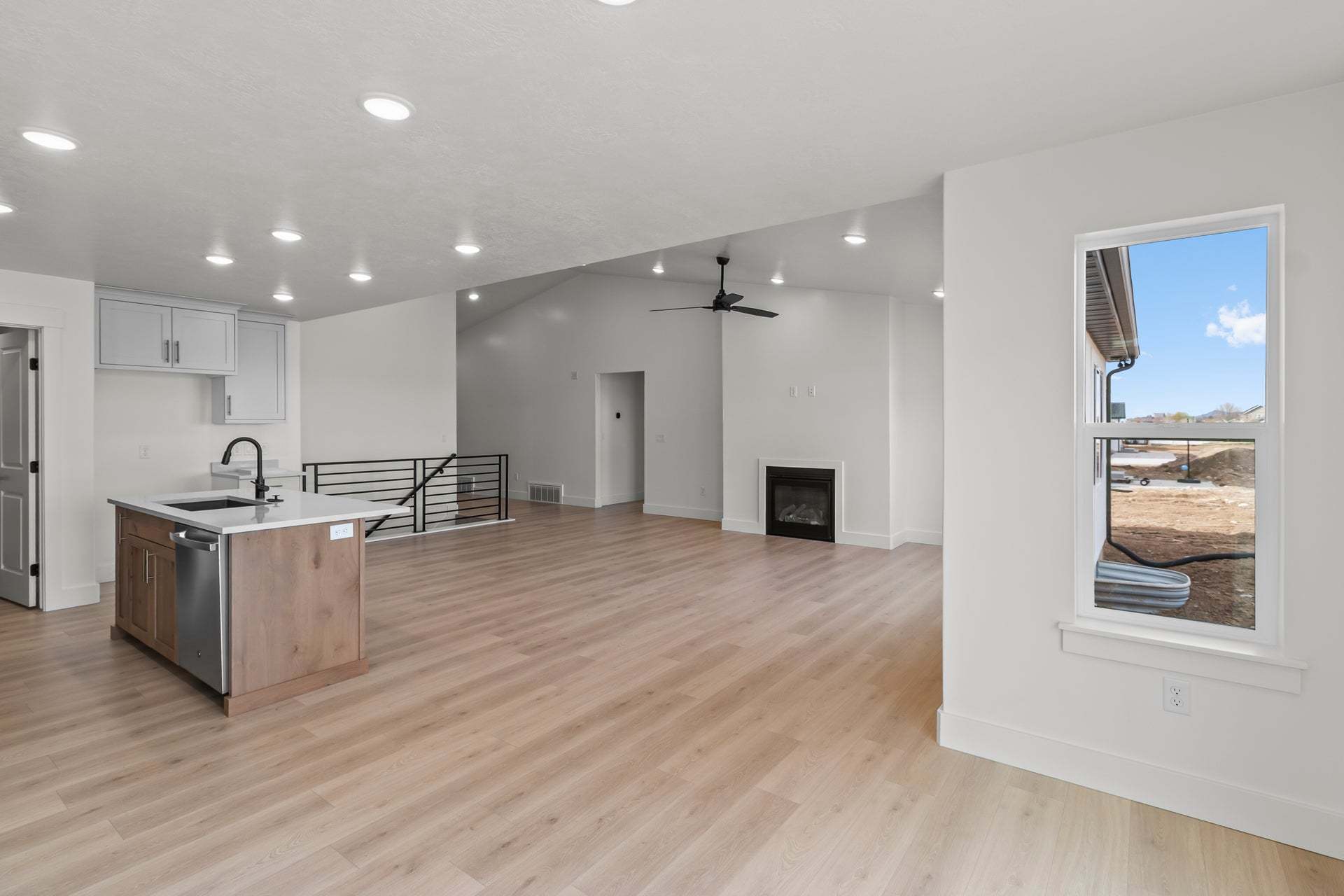 *Finished home photos are representational images only. See sales agent for details.