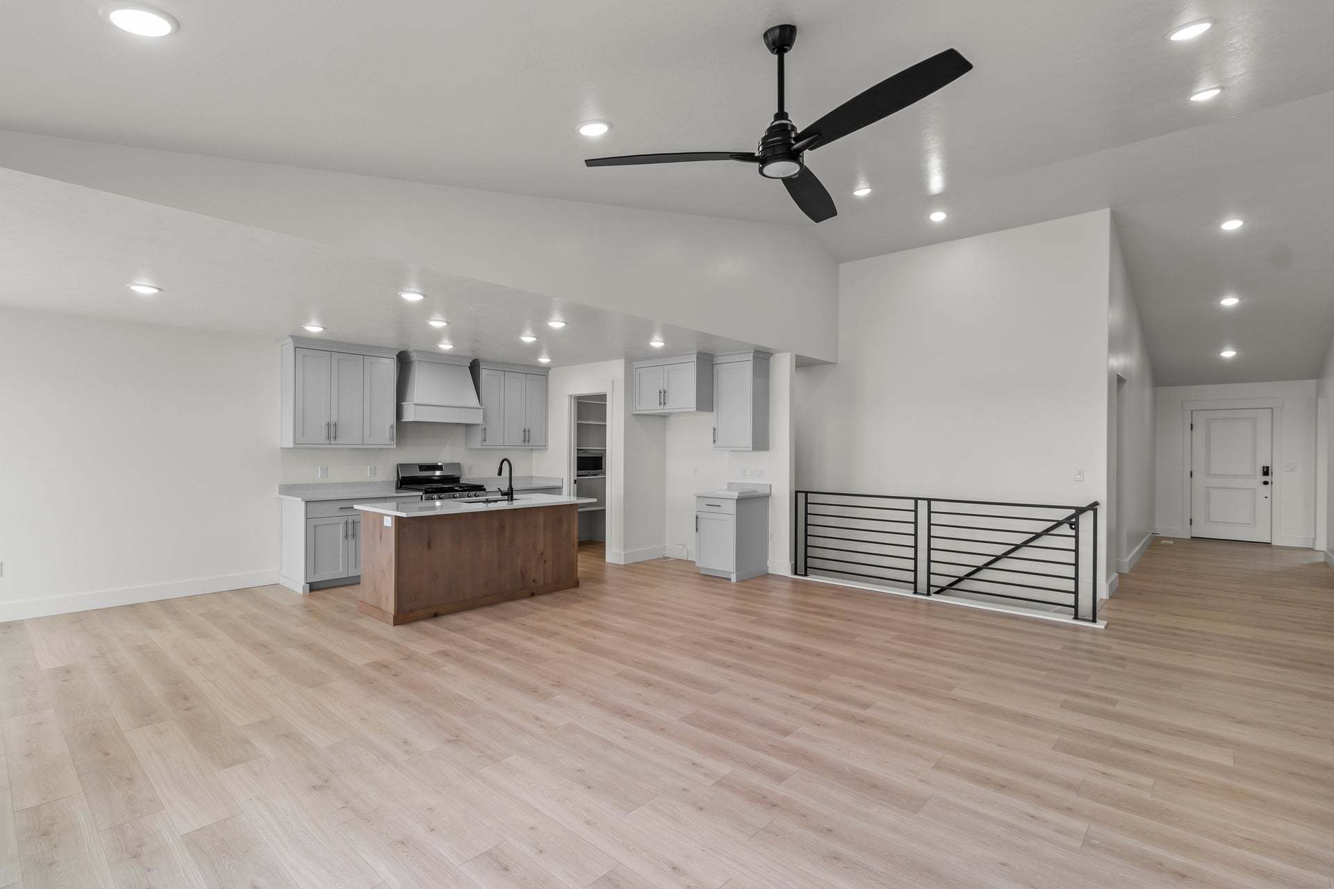 *Finished home photos are representational images only. See sales agent for details.