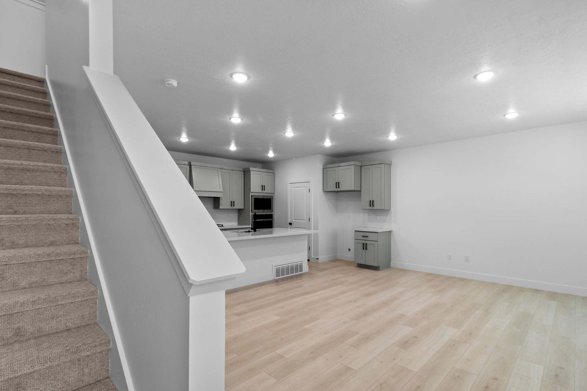 *Finished home photos are representational images only. See sales agent for details.
