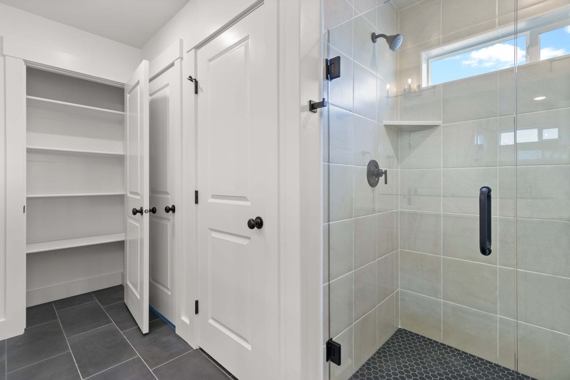 *Finished home photos are representational images only. See sales agent for details.