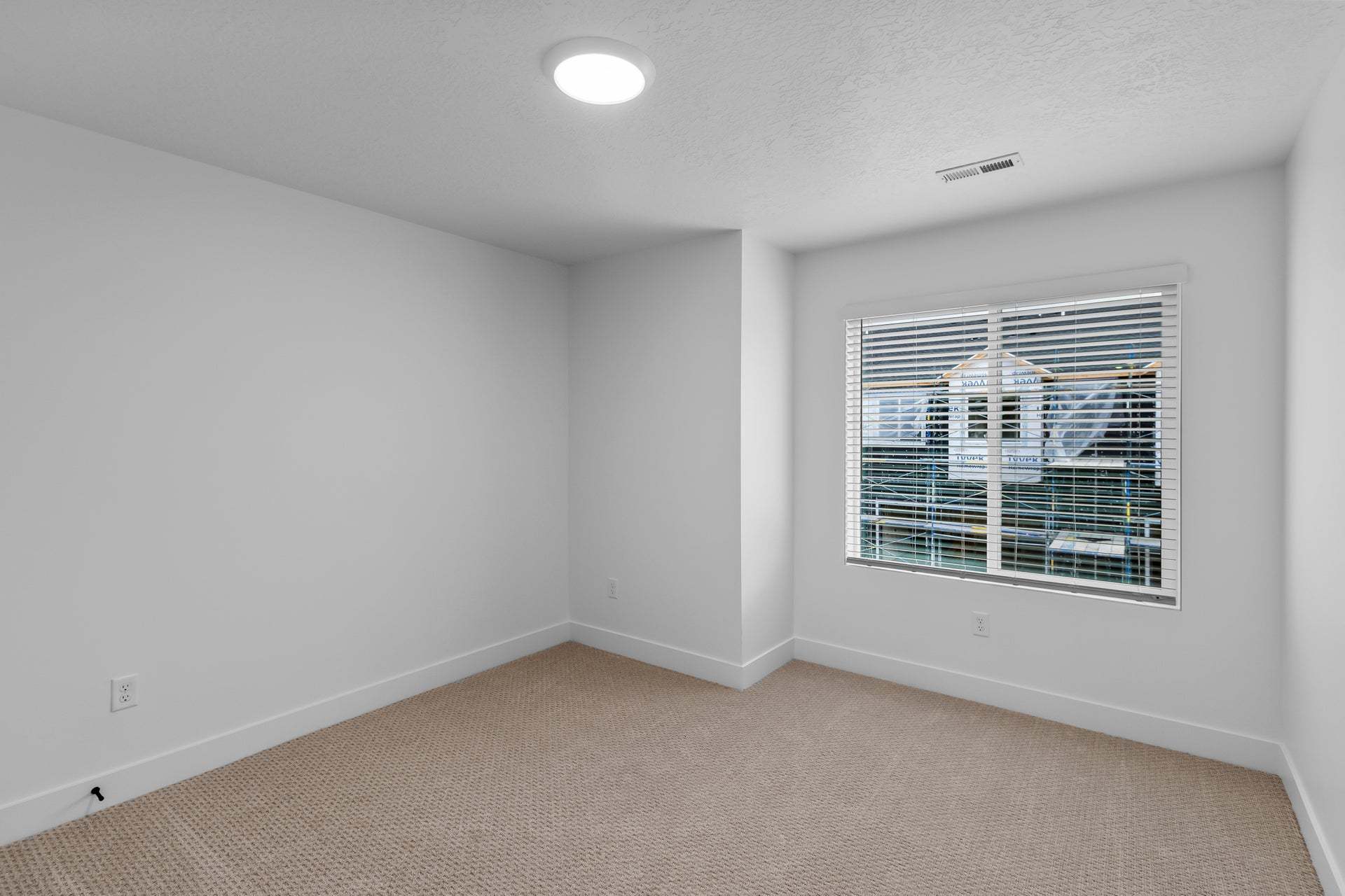 *Finished home photos are representational images only. See sales agent for details.