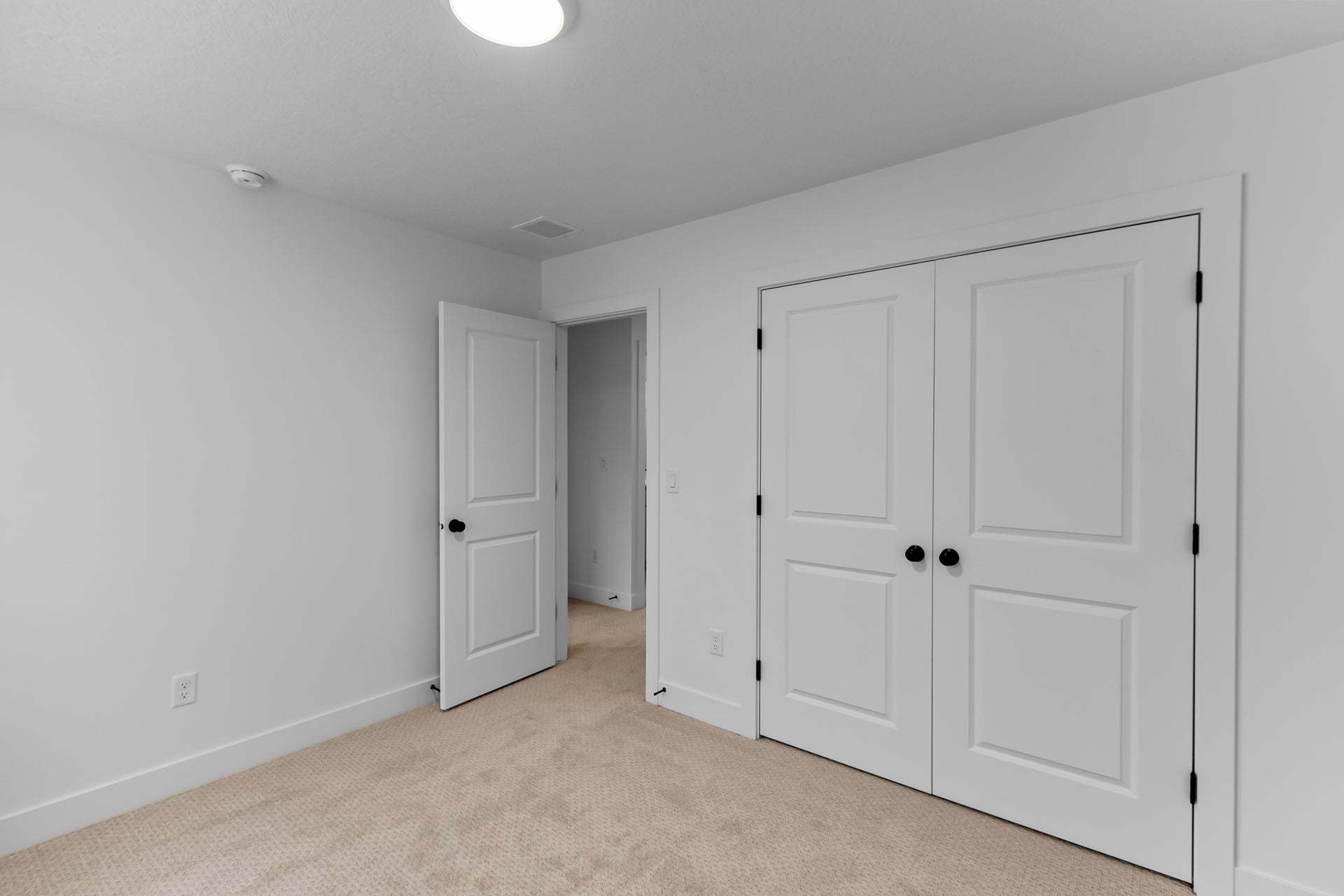 *Finished home photos are representational images only. See sales agent for details.