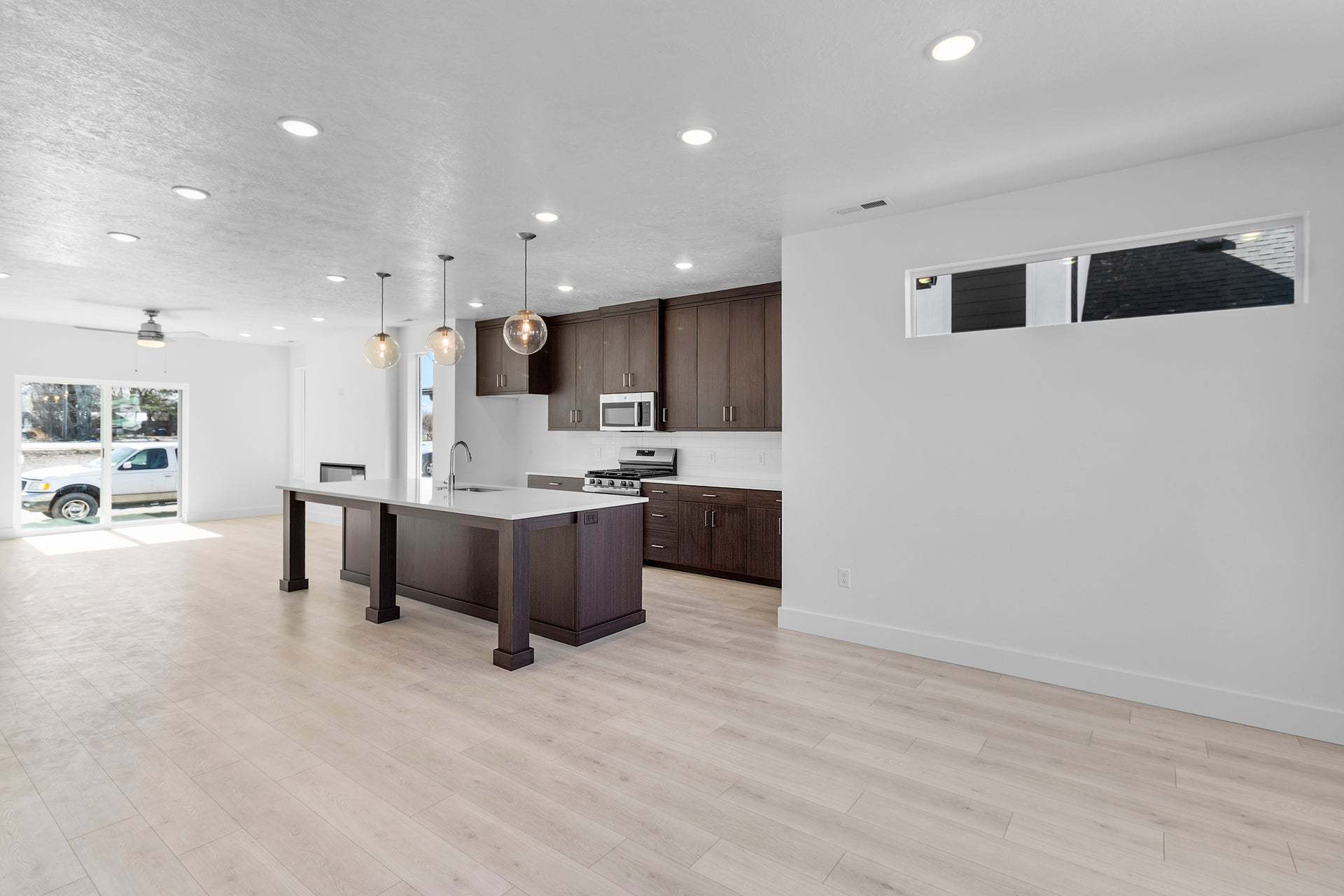 *Finished home photos are representational images only. See sales agent for details.