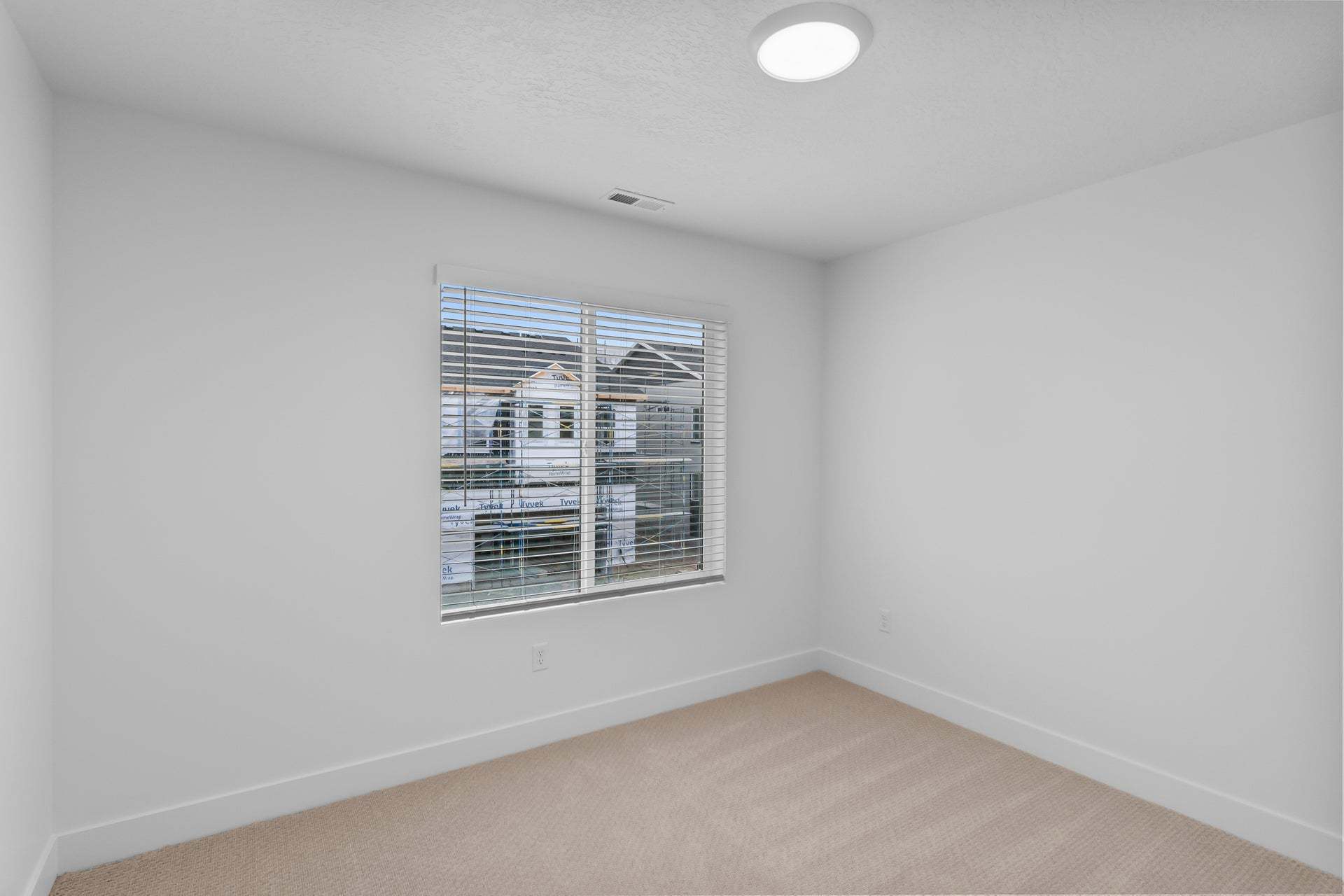 *Finished home photos are representational images only. See sales agent for details.