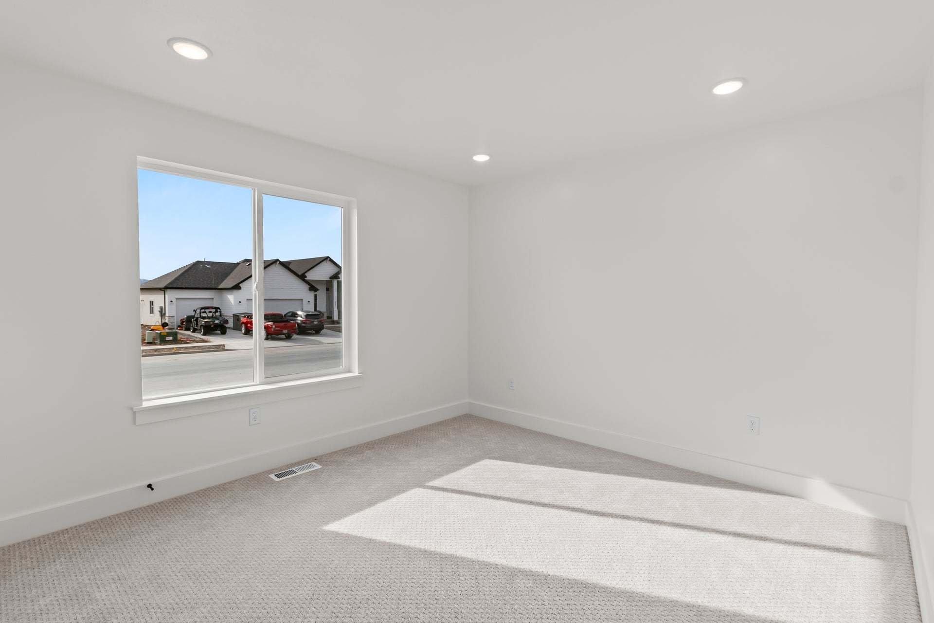 *Finished home photos are representational images only. See sales agent for details.