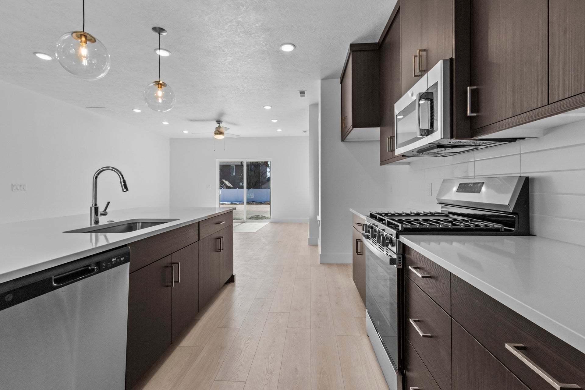 *Finished home photos are representational images only. See sales agent for details.