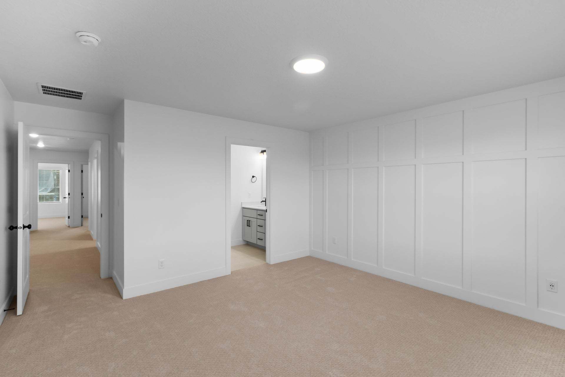 *Finished home photos are representational images only. See sales agent for details.