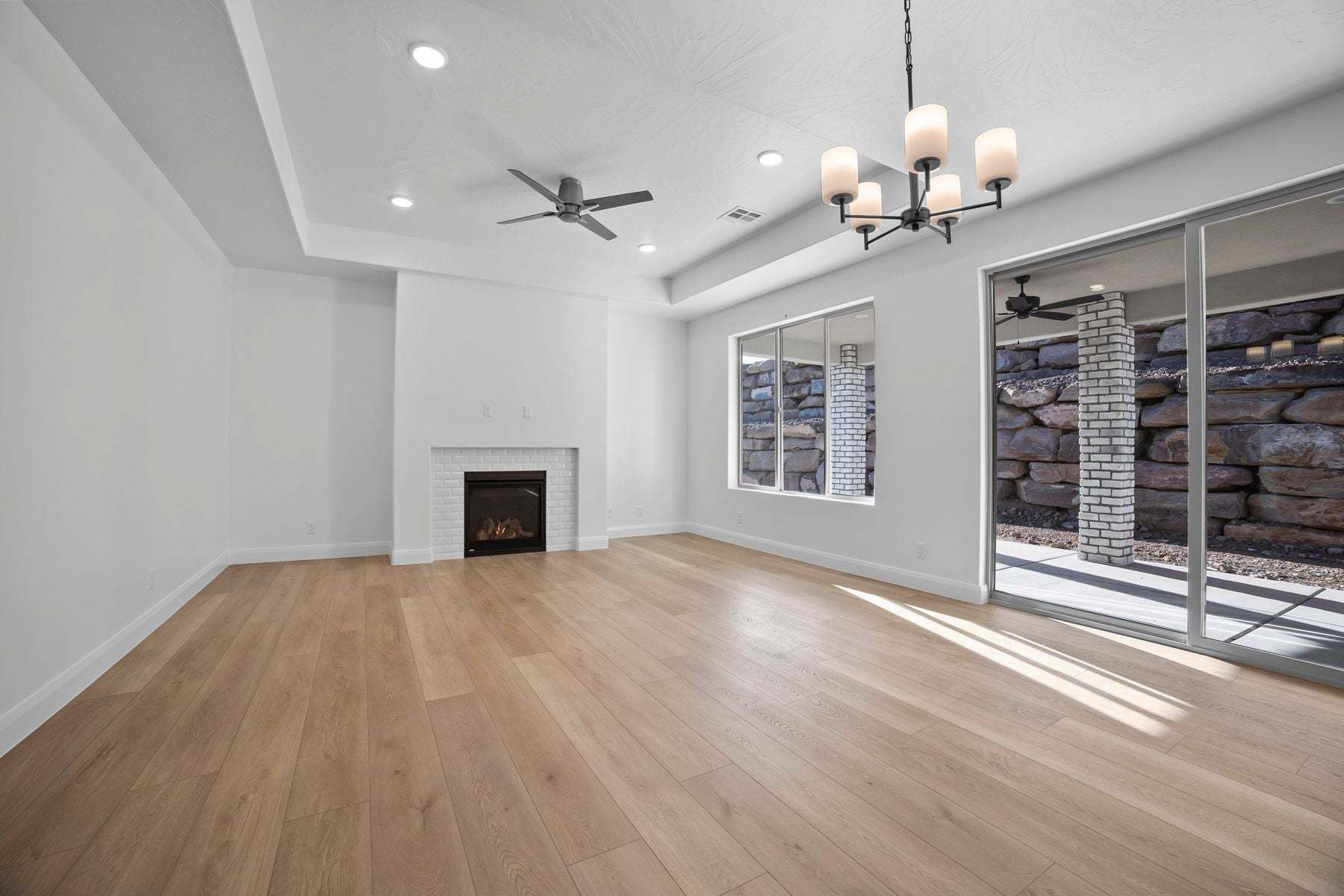 *Finished home photos are representational images only. See sales agent for details.*