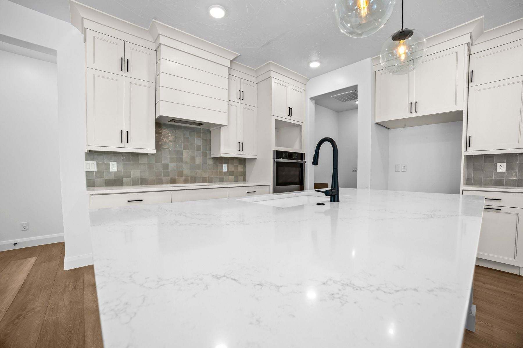 *Finished home photos are representational images only. See sales agent for details.*