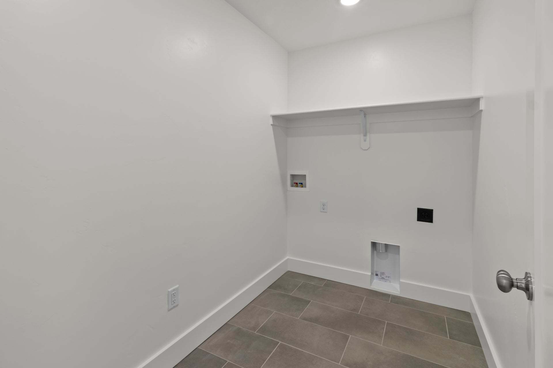 *Finished home photos are representational images only. See sales agent for details.