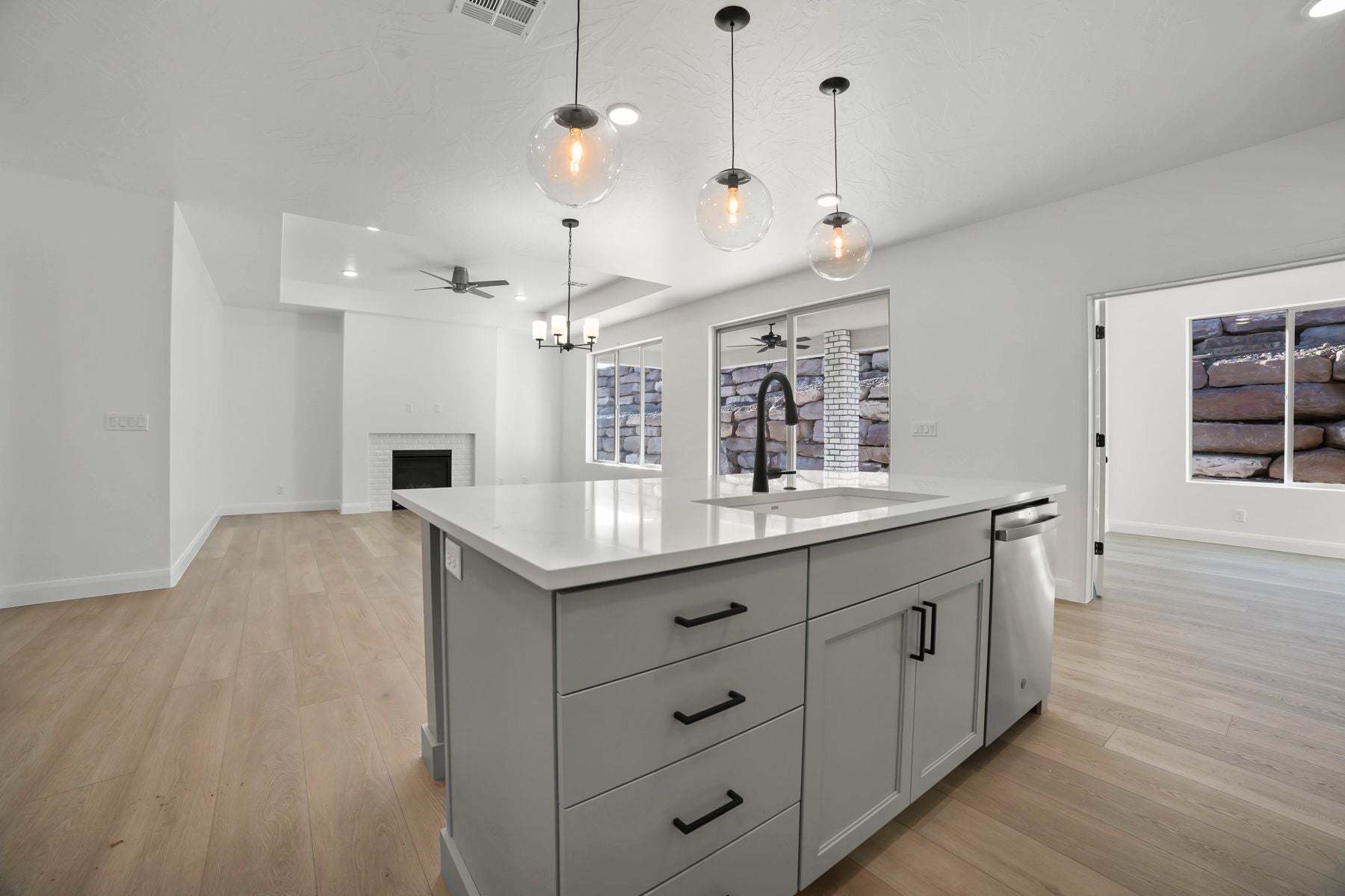 *Finished home photos are representational images only. See sales agent for details.*