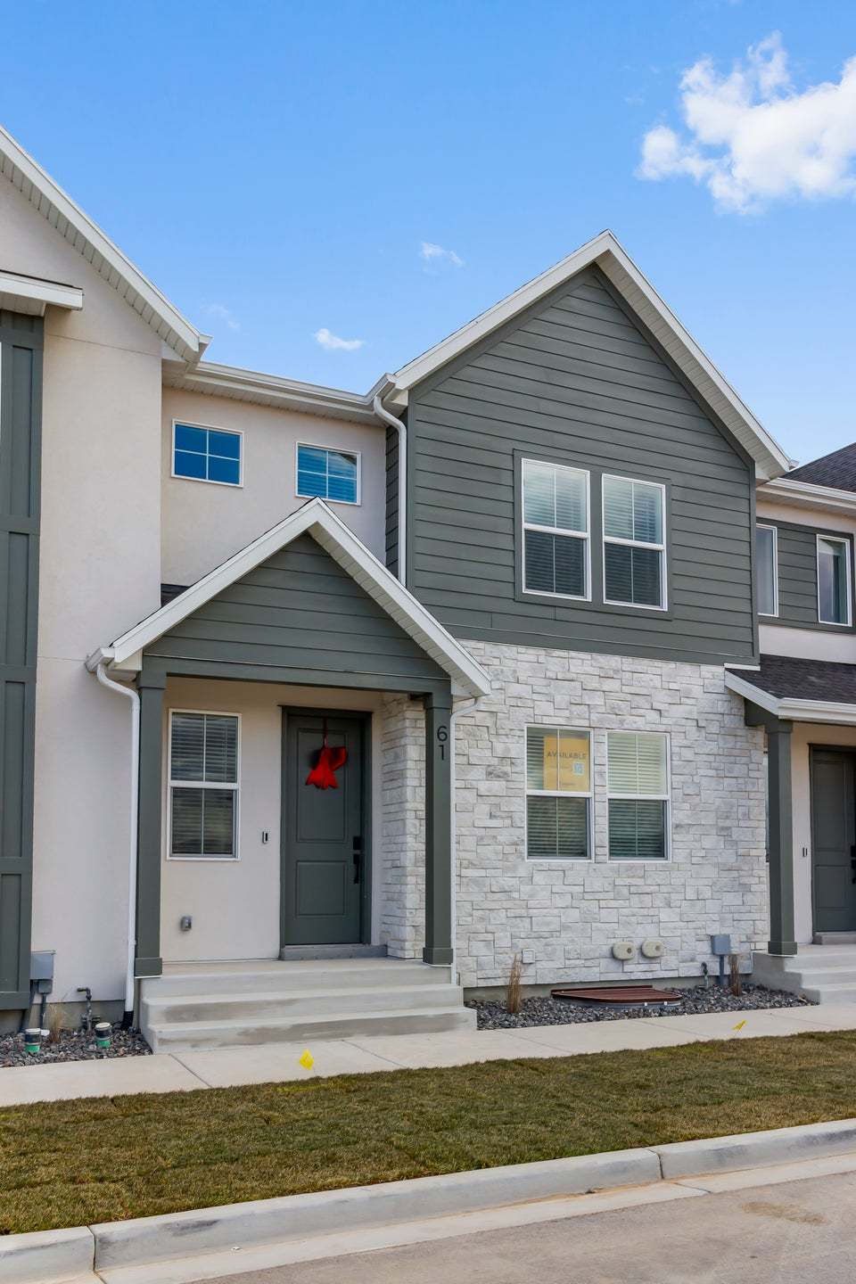 *Finished home photos are representational images only. See sales agent for details.