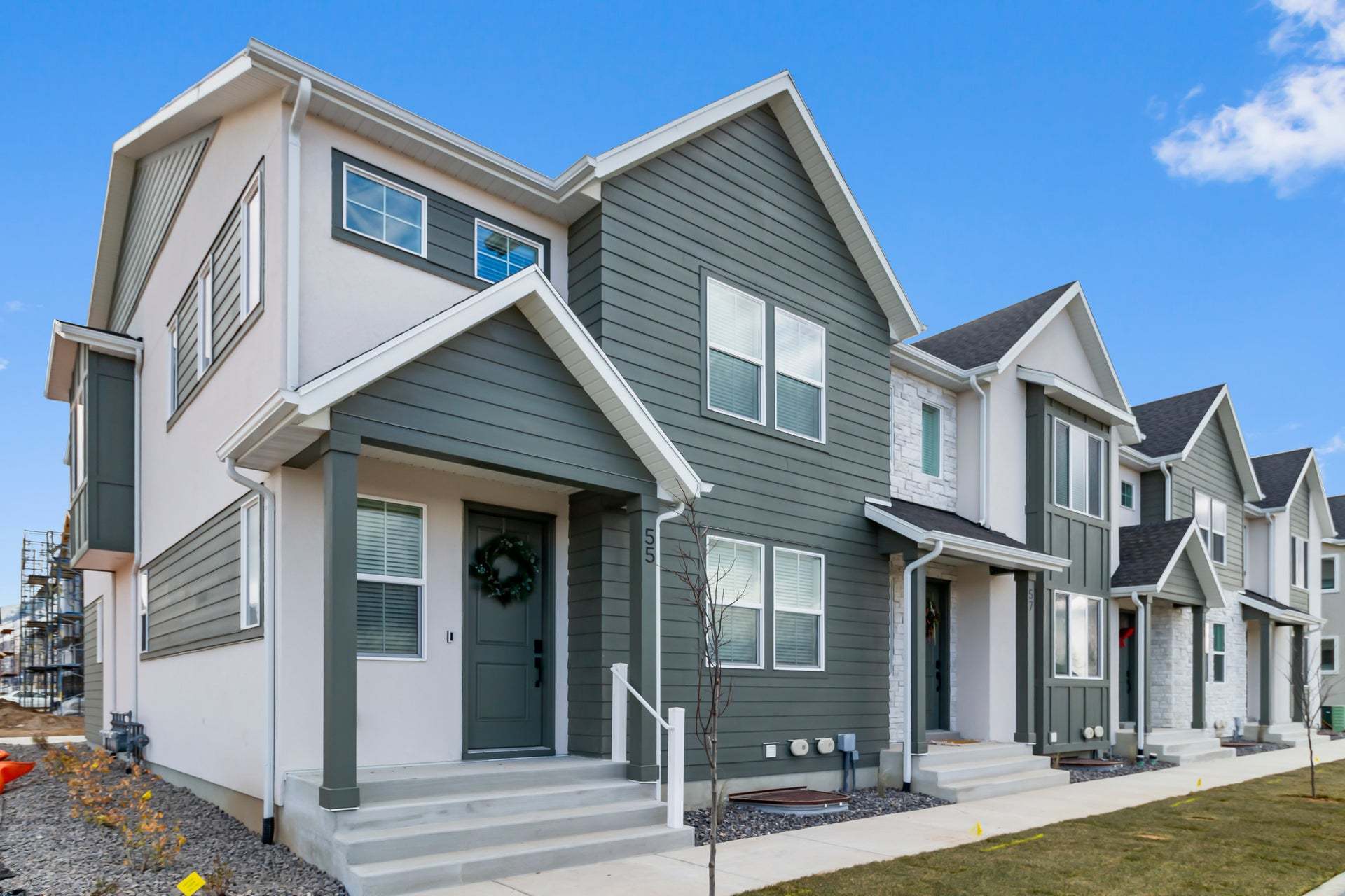 *Finished home photos are representational images only. See sales agent for details.