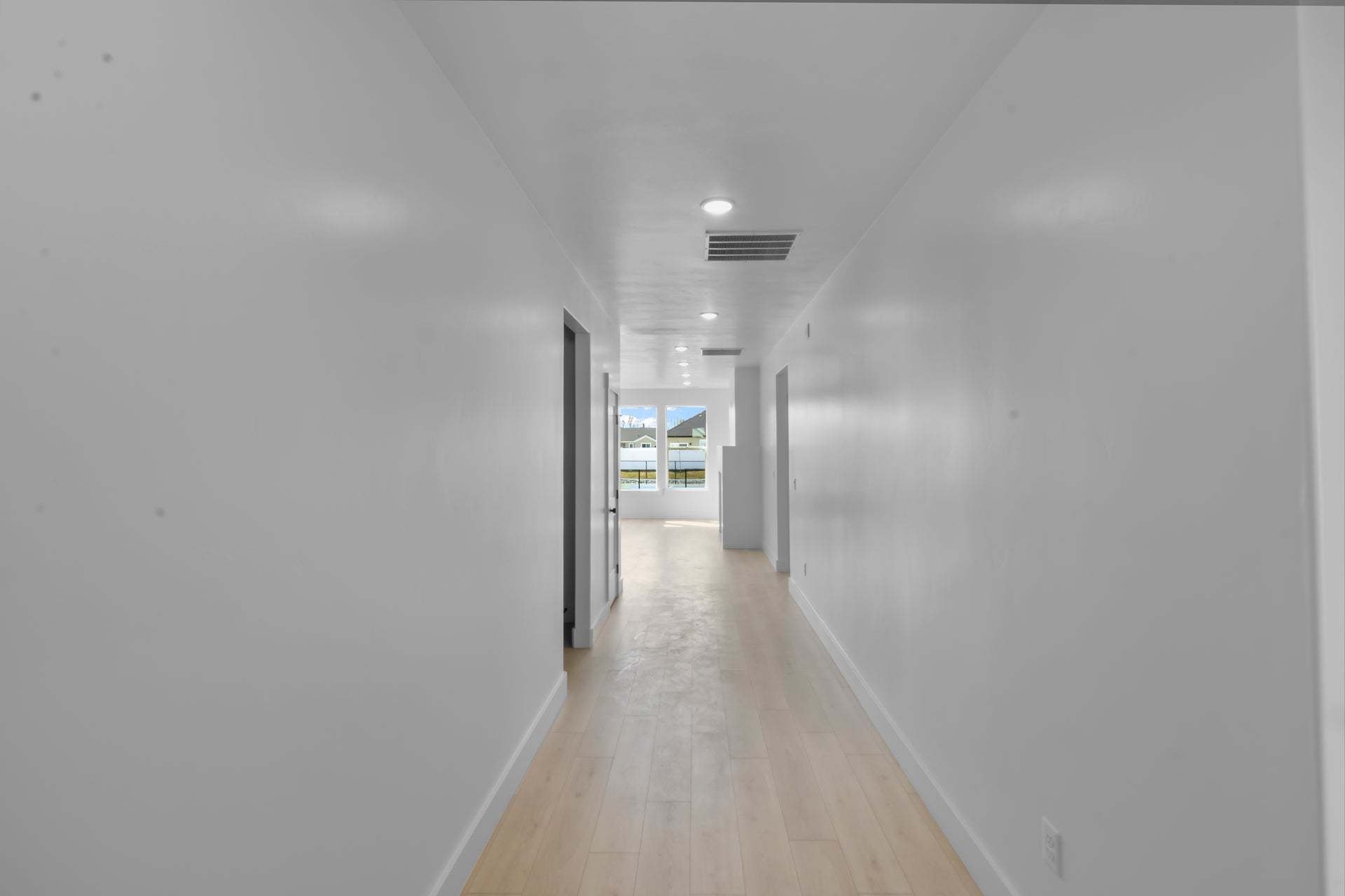 *Finished home photos are representational images only. See sales agent for details.