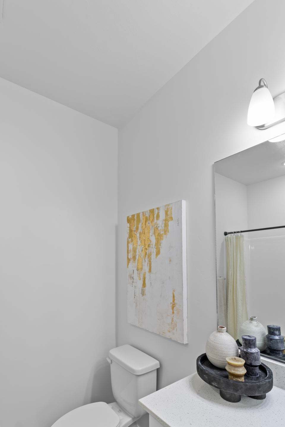 Floor plan is for illustrative purposes only and may not represent the actual layout. Subject to cha