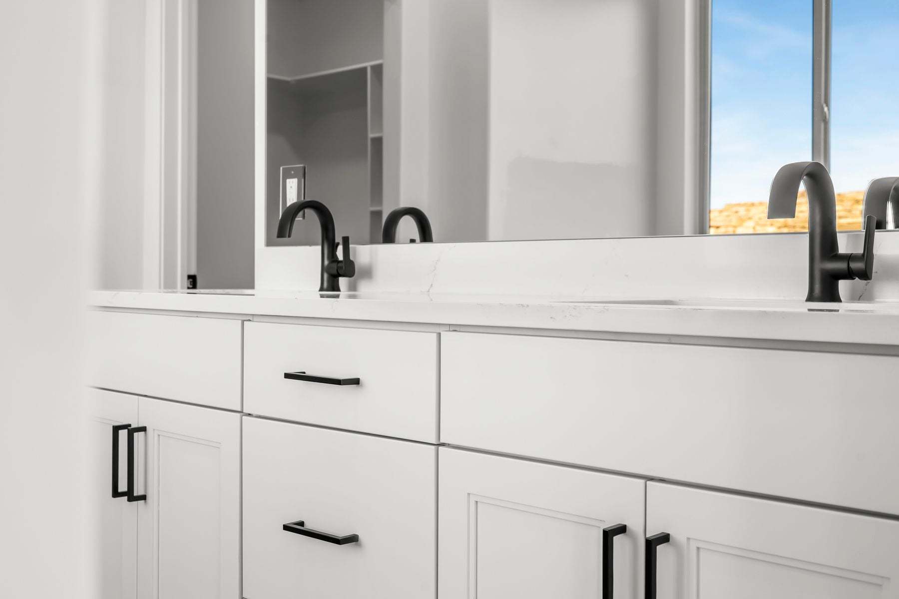 *Finished home photos are representational images only. See sales agent for details.*