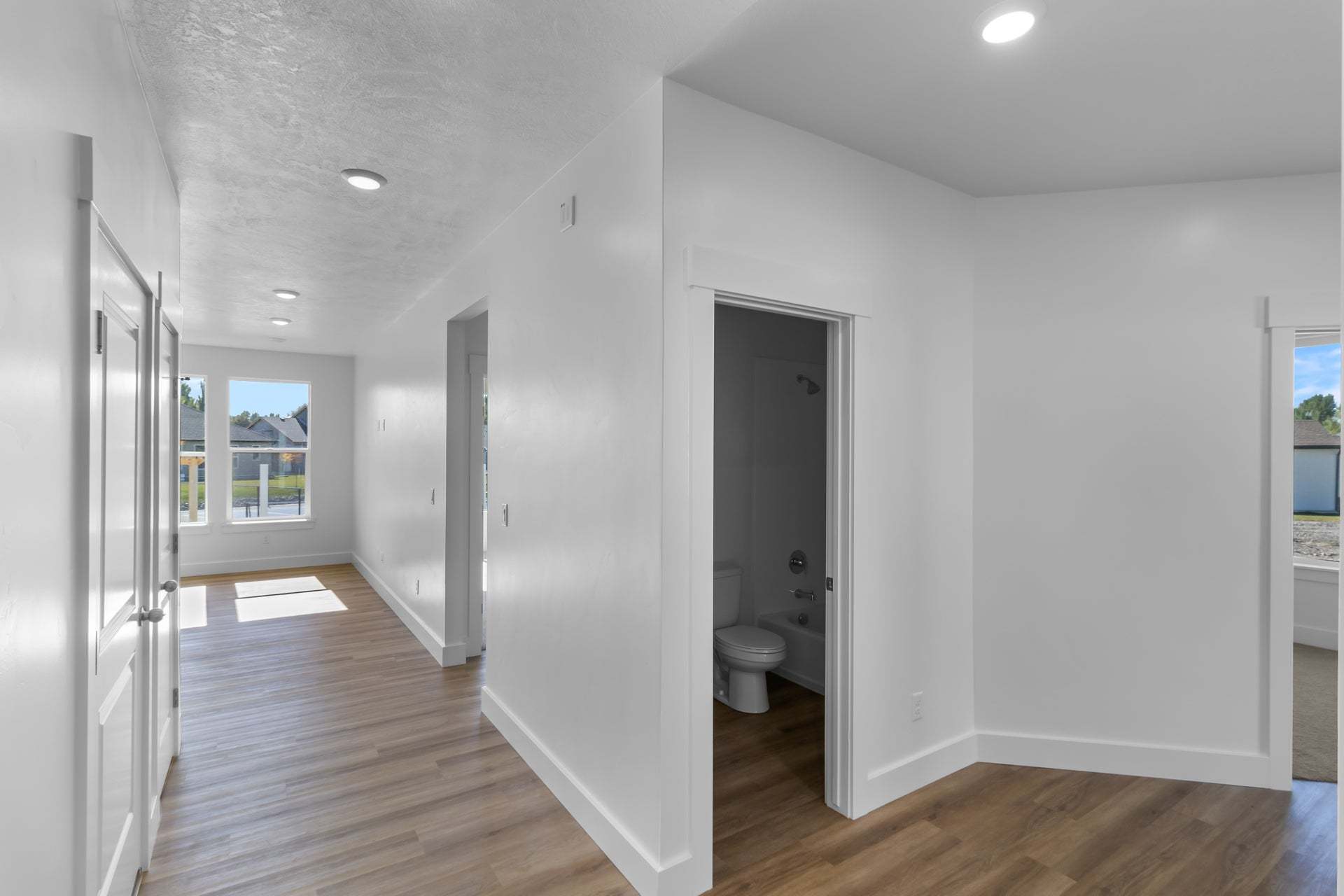 *Finished home photos are representational images only. See sales agent for details.