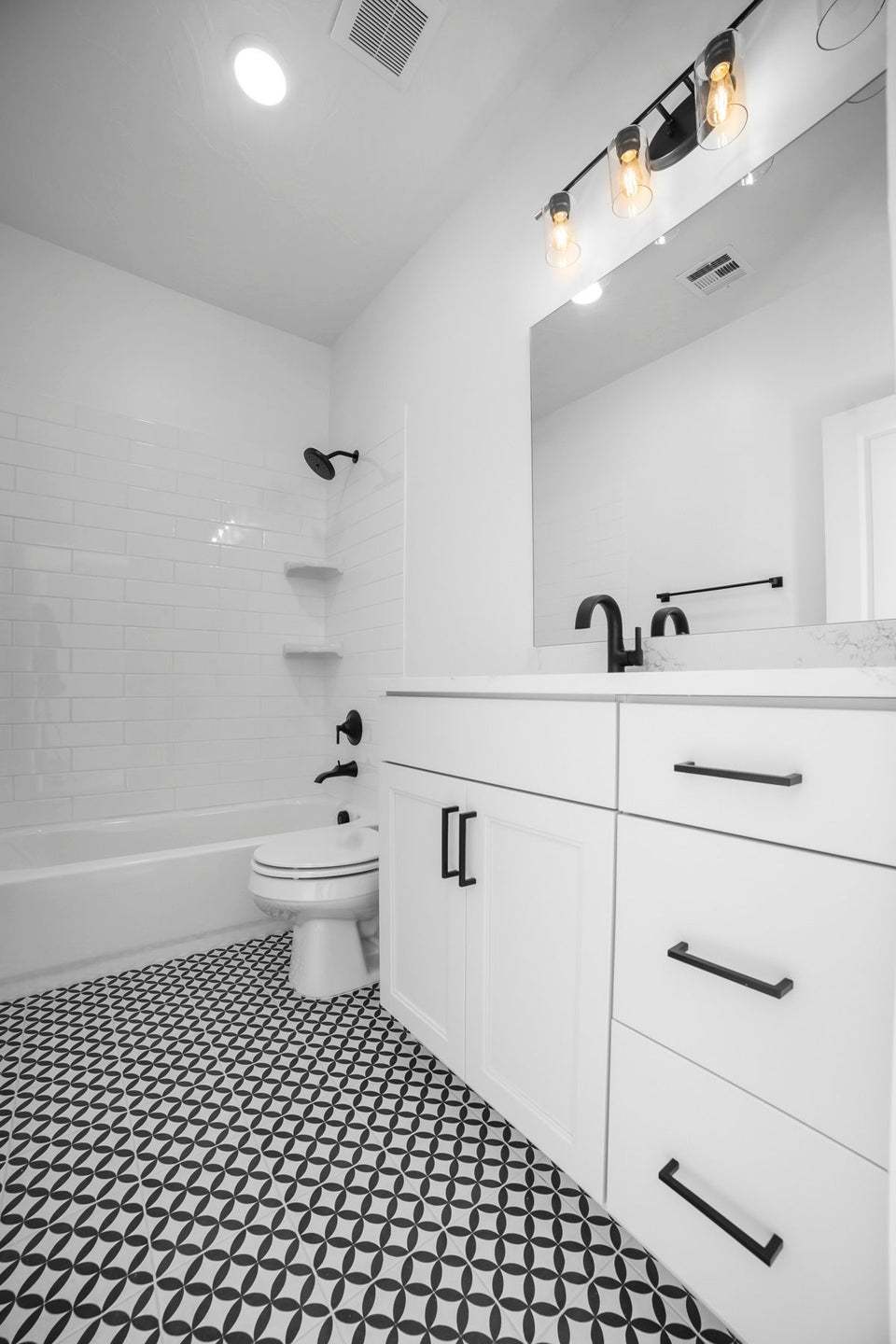 Guest Bathroom *Finished home photos are representational images only. See sales agent for details.*