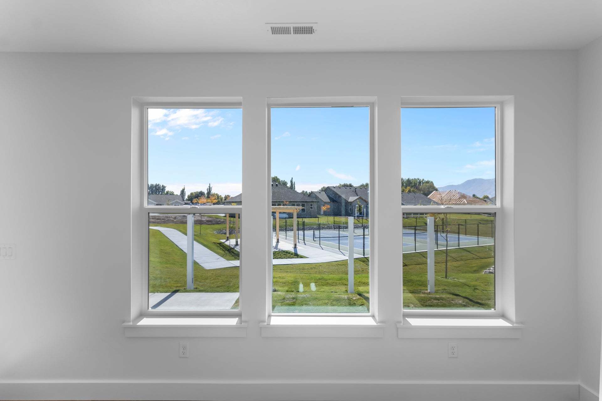 *Finished home photos are representational images only. See sales agent for details.