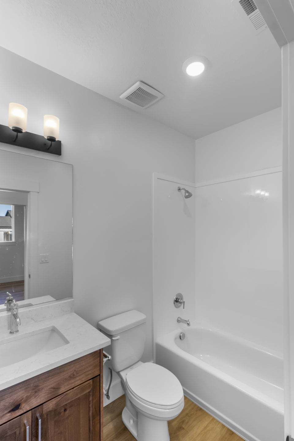 *Finished home photos are representational images only. See sales agent for details.