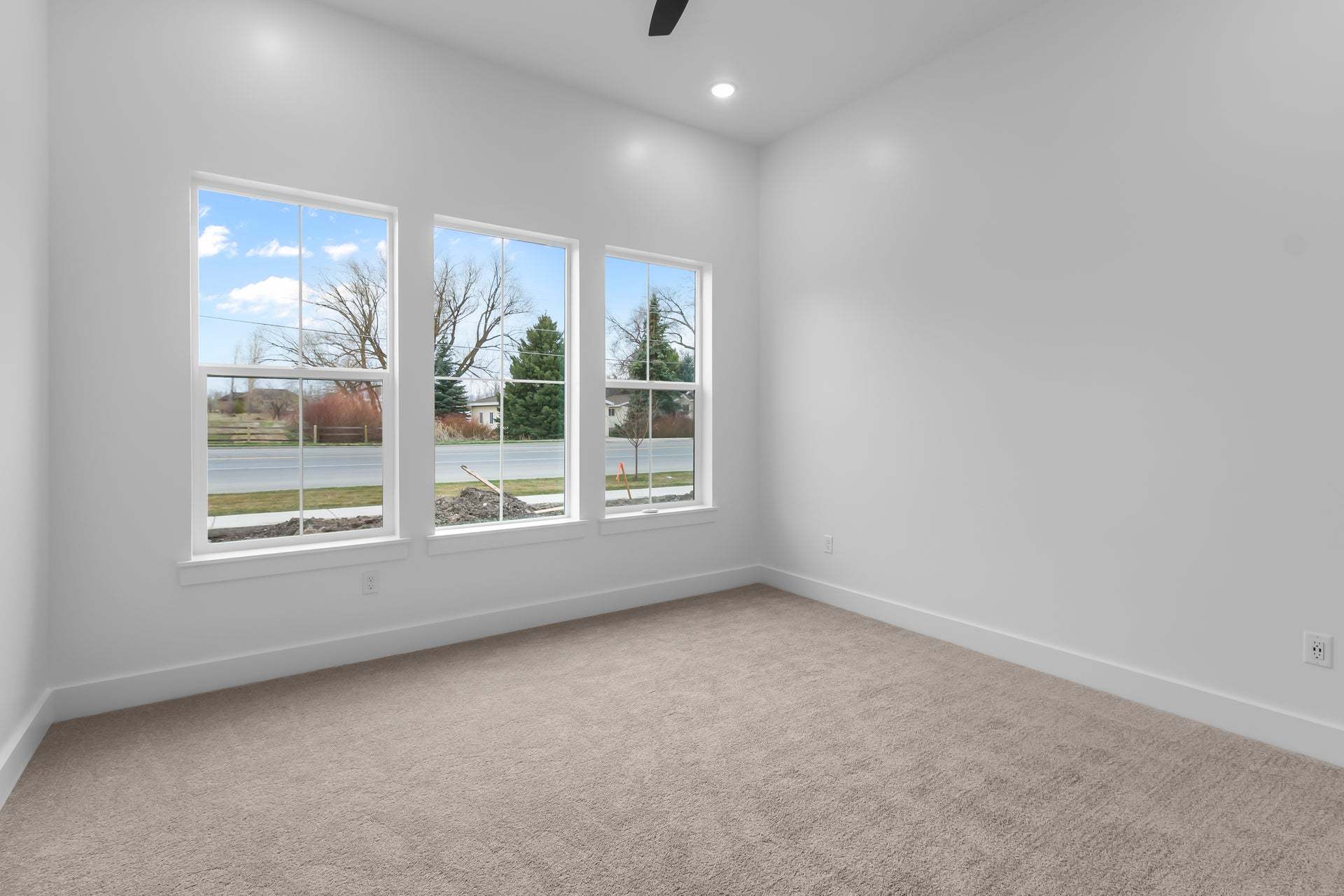 *Finished home photos are representational images only. See sales agent for details.