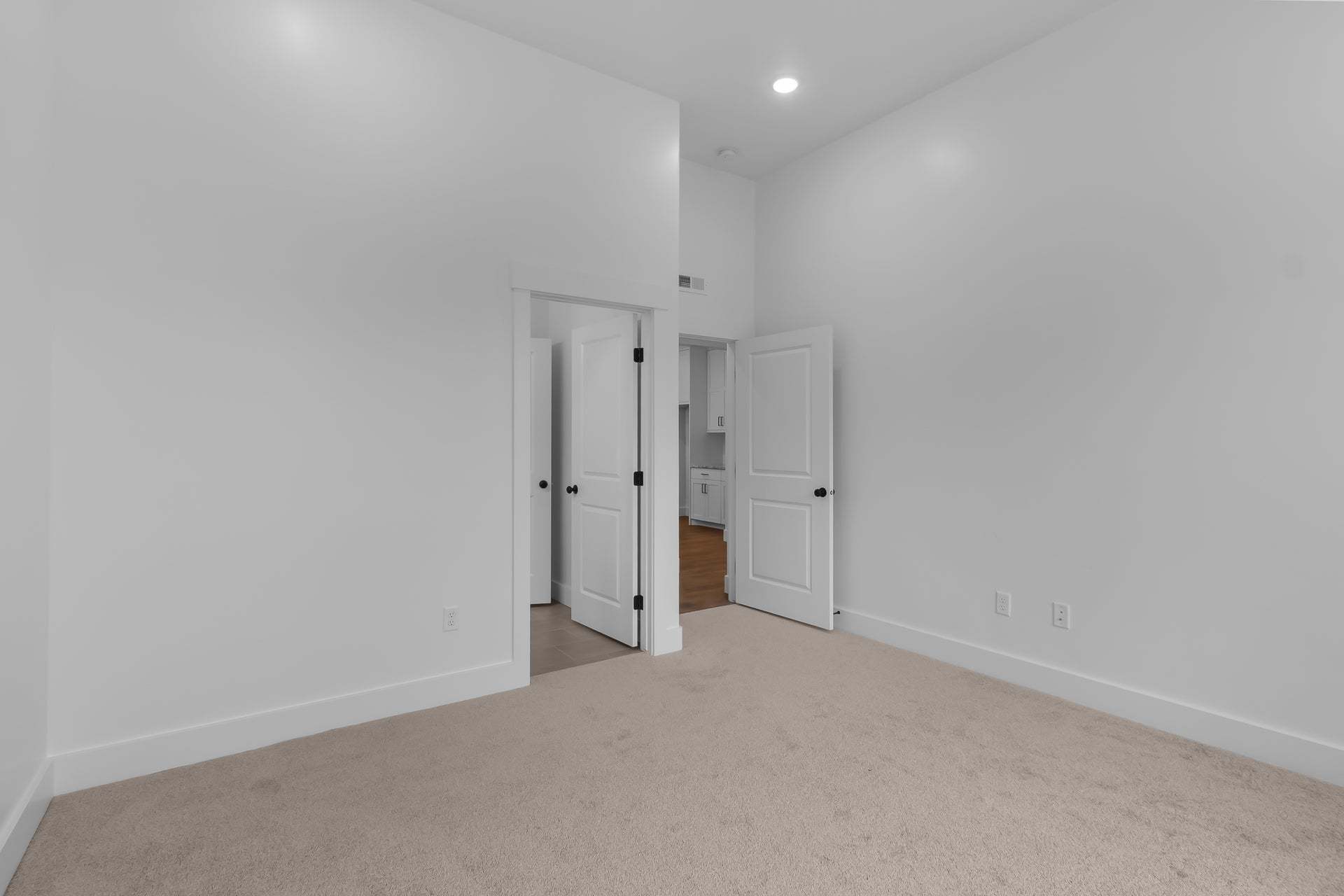 *Finished home photos are representational images only. See sales agent for details.