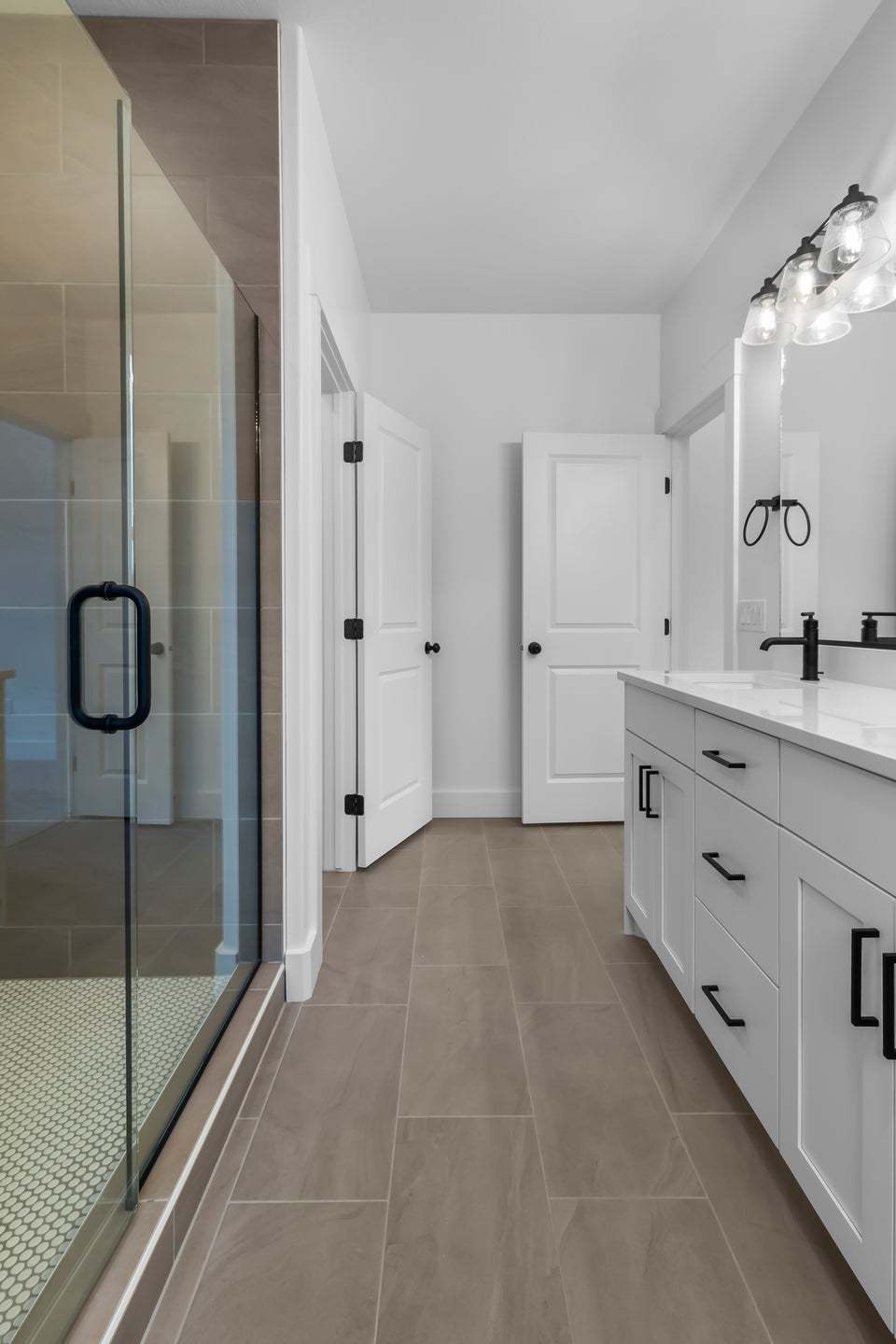 *Finished home photos are representational images only. See sales agent for details.