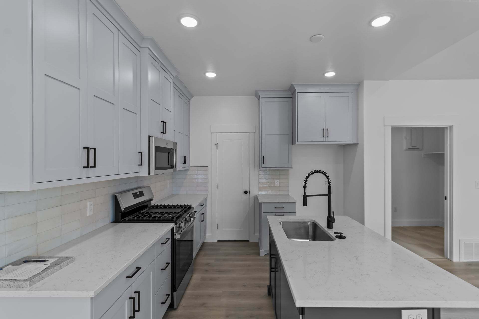 *Finished home photos are representational images only. See sales agent for details.