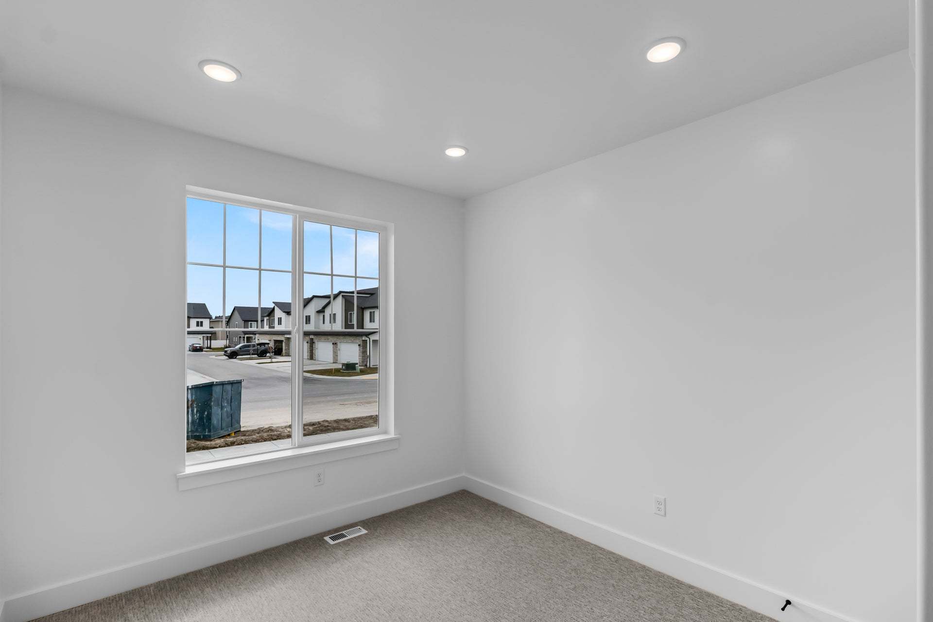 *Finished home photos are representational images only. See sales agent for details.