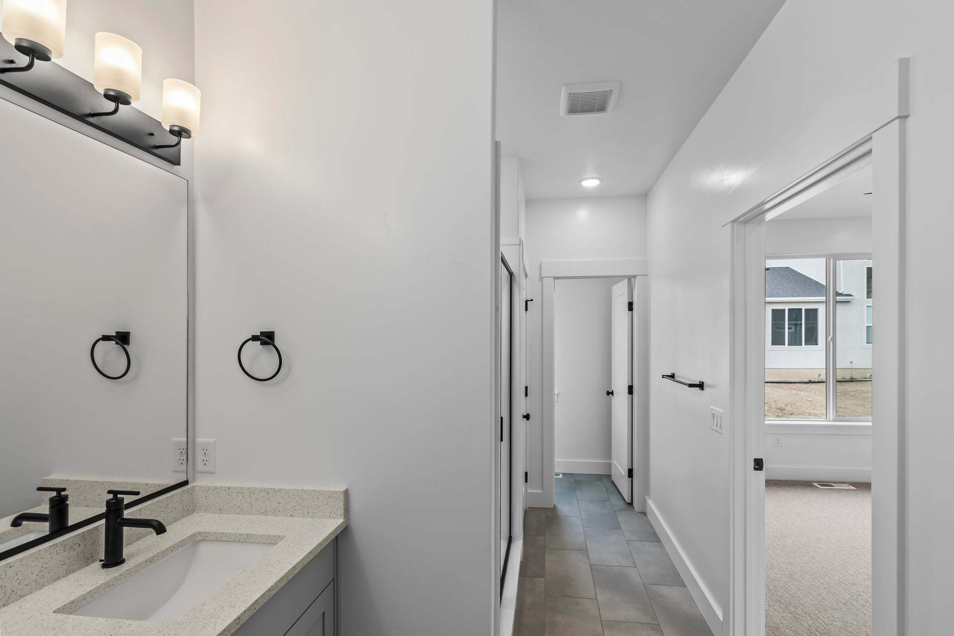 *Finished home photos are representational images only. See sales agent for details.