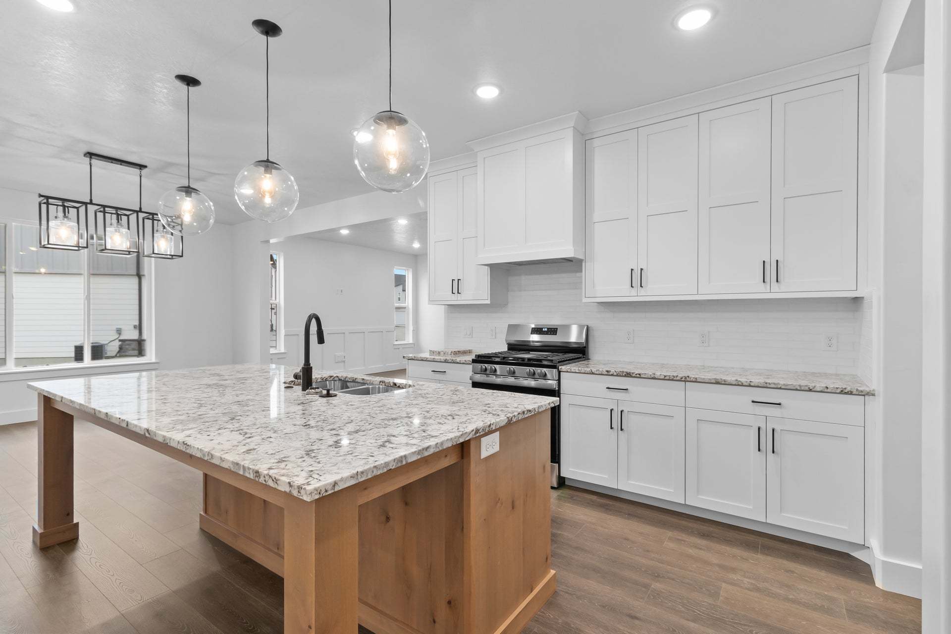 *Finished home photos are representational images only. See sales agent for details.