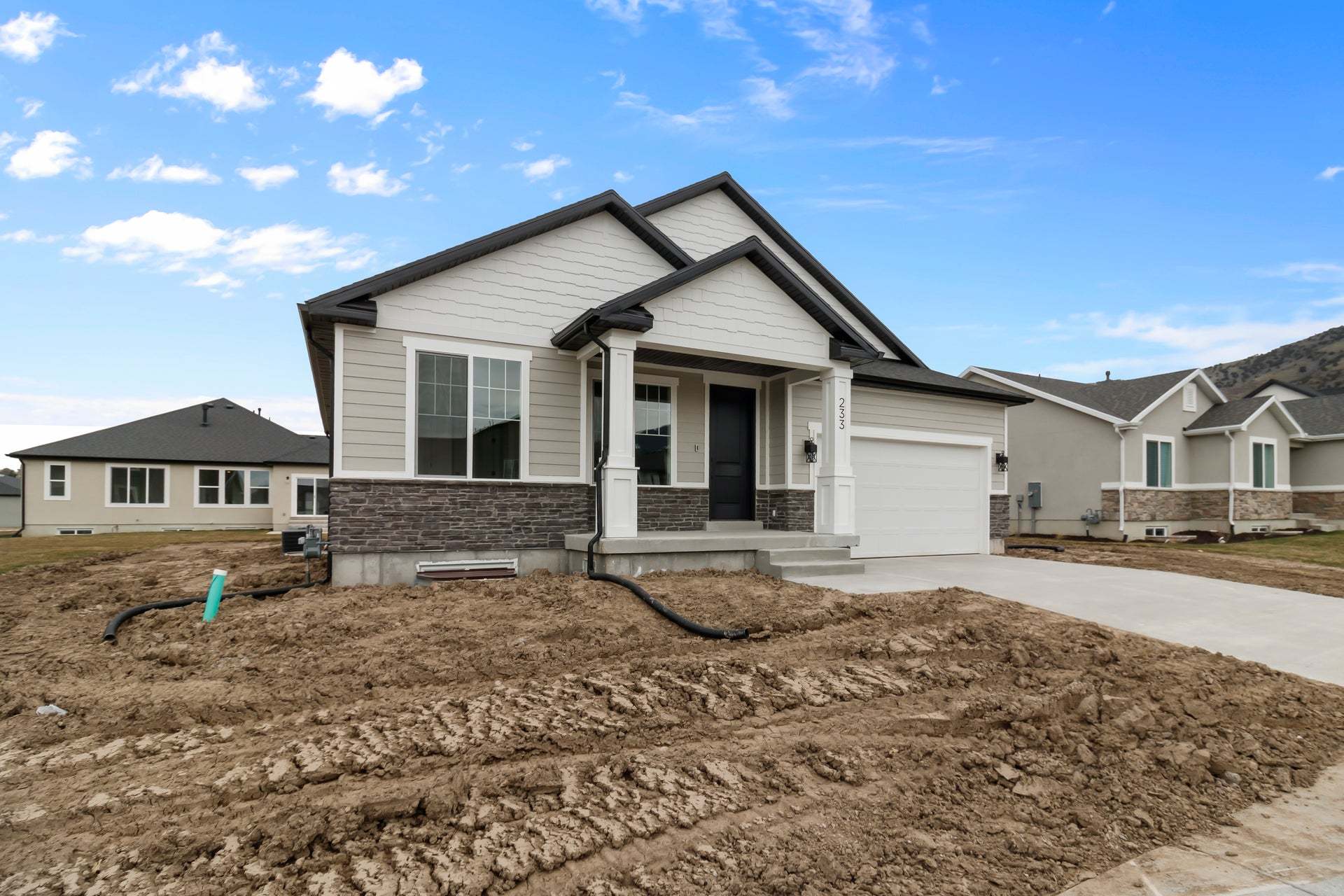 *Finished home photos are representational images only. See sales agent for details.