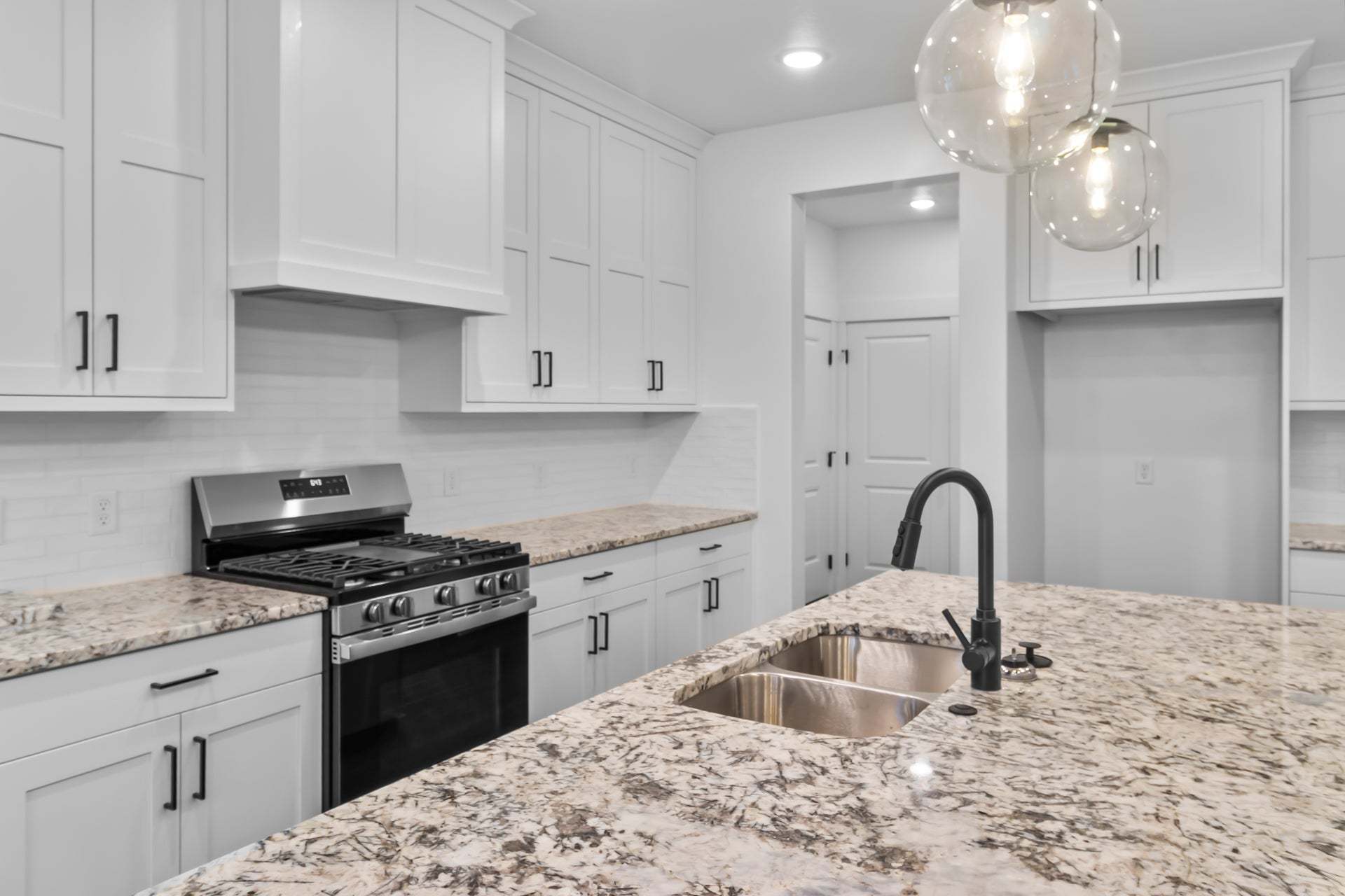 *Finished home photos are representational images only. See sales agent for details.