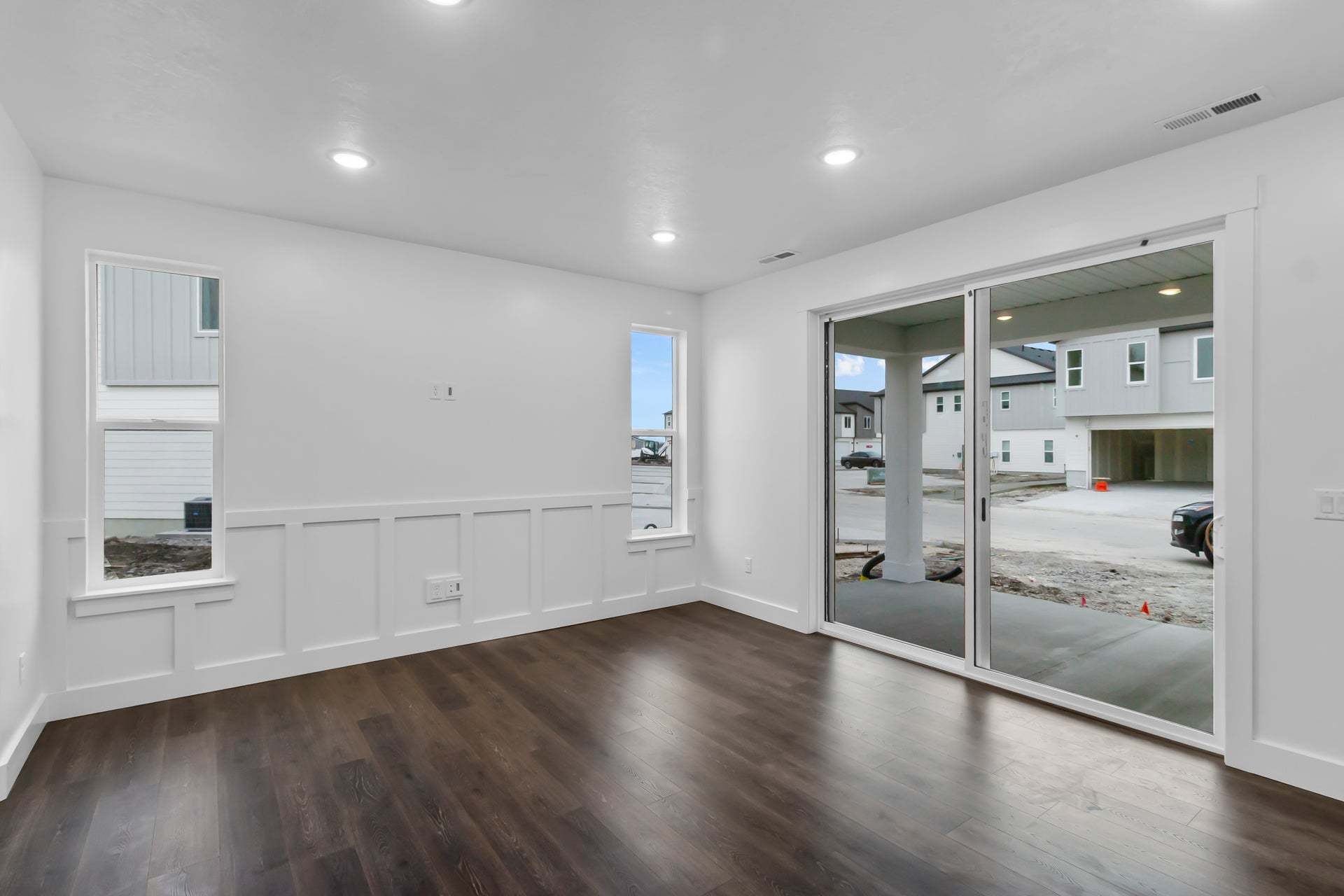 *Finished home photos are representational images only. See sales agent for details.